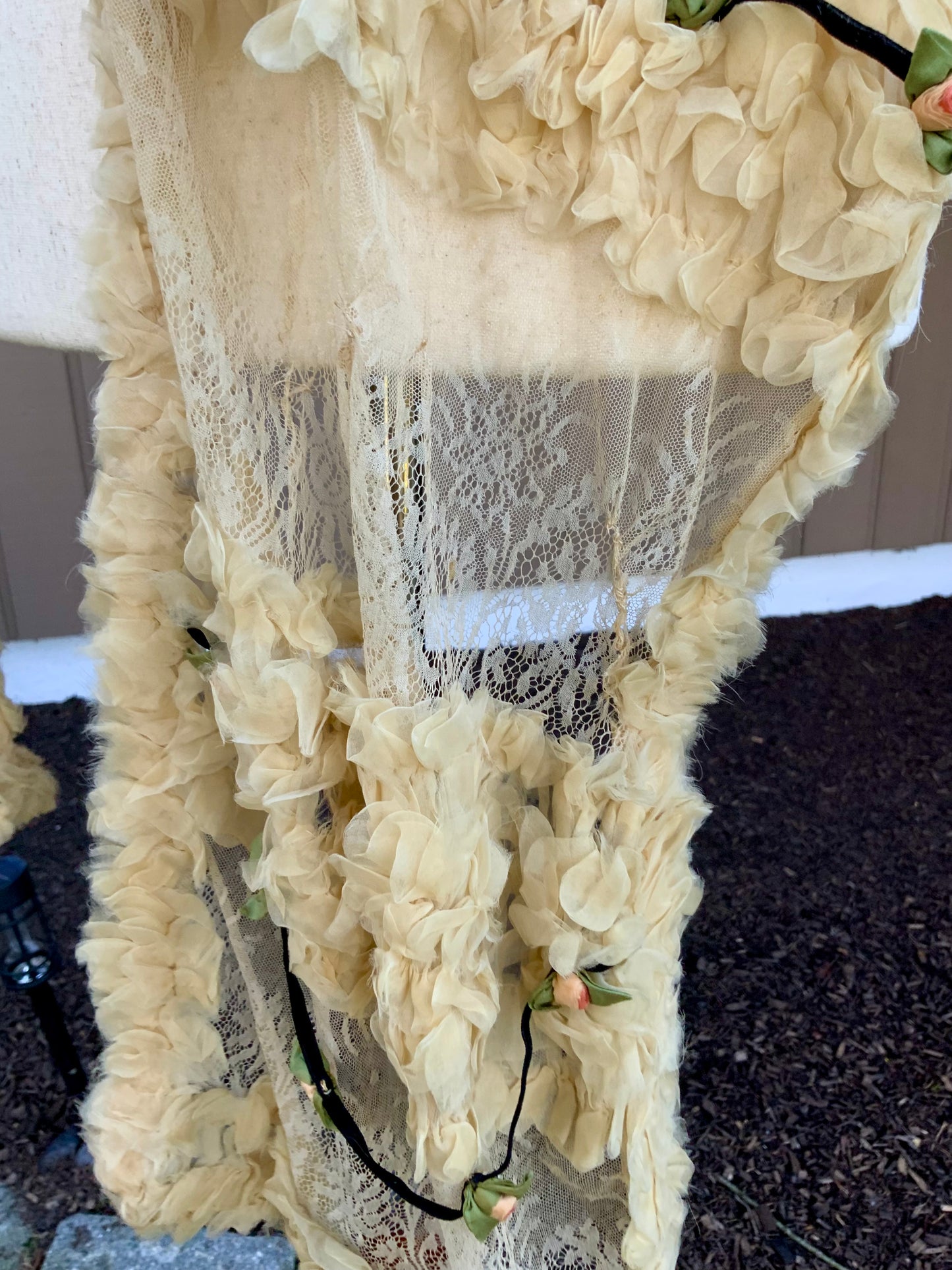 Rare Antique Edwardian Lace & Chiffon Ruffle Scarf Shawl w/ Ribbon Rosettes – Iconic -VI1734j