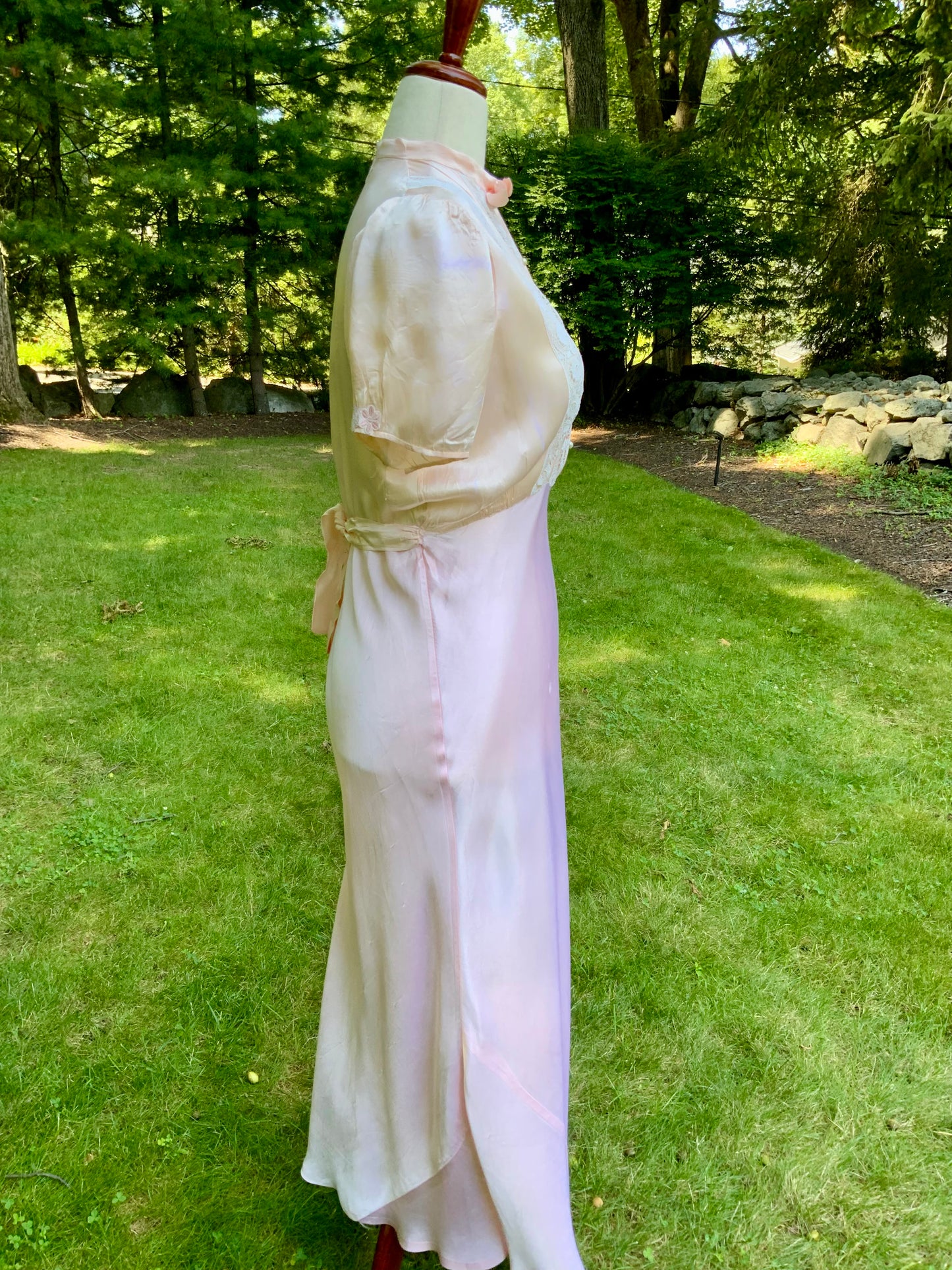 1930s Peach & Blush Silk Nightgown Vintage Boudoir Gown Original Belt Lace Bridal Lingerie Romantic Old Hollywood-30CV