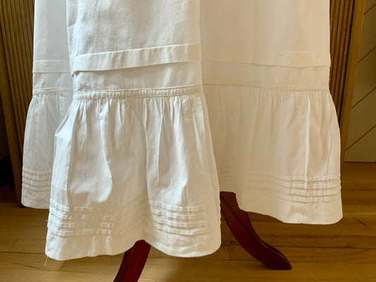 Antique Edwardian White Cotton Petticoat Skirt with Hand-Applied Vintage Appliqués-ED75