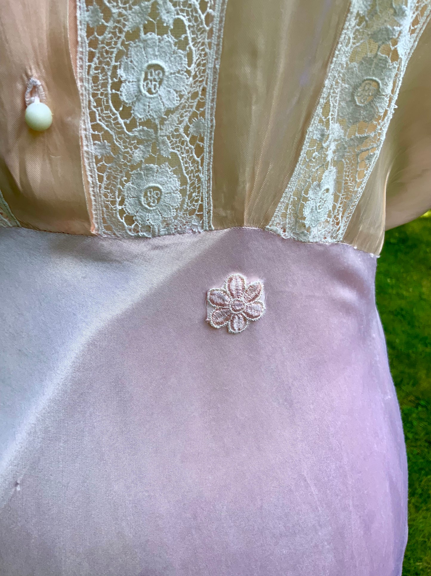 1930s Peach & Blush Silk Nightgown Vintage Boudoir Gown Original Belt Lace Bridal Lingerie Romantic Old Hollywood-30CV