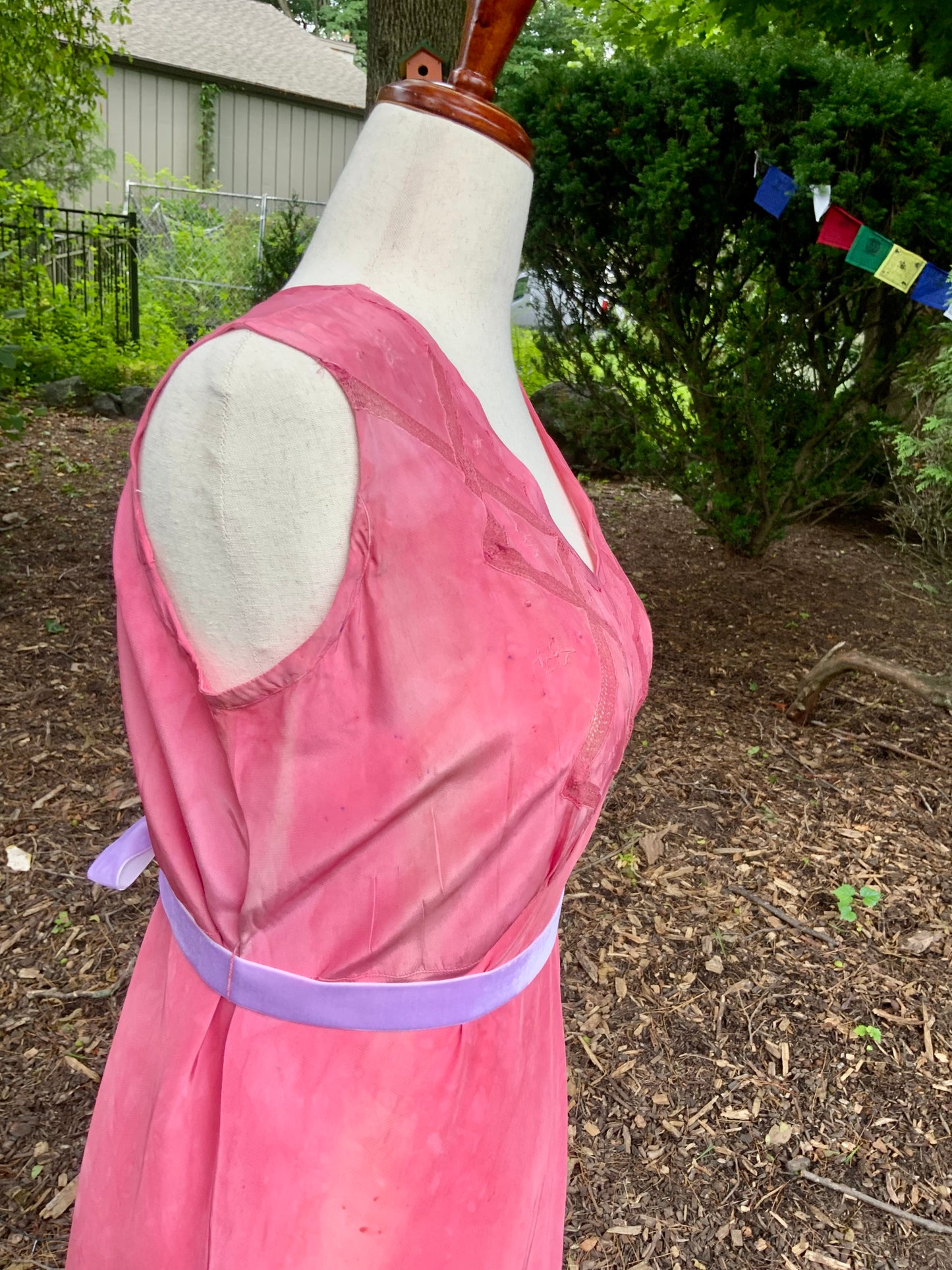 1930s Hand-Dyed Raspberry Pink Silk Bias Cut Dress | Art Deco Embroidered Bodice
-30BI