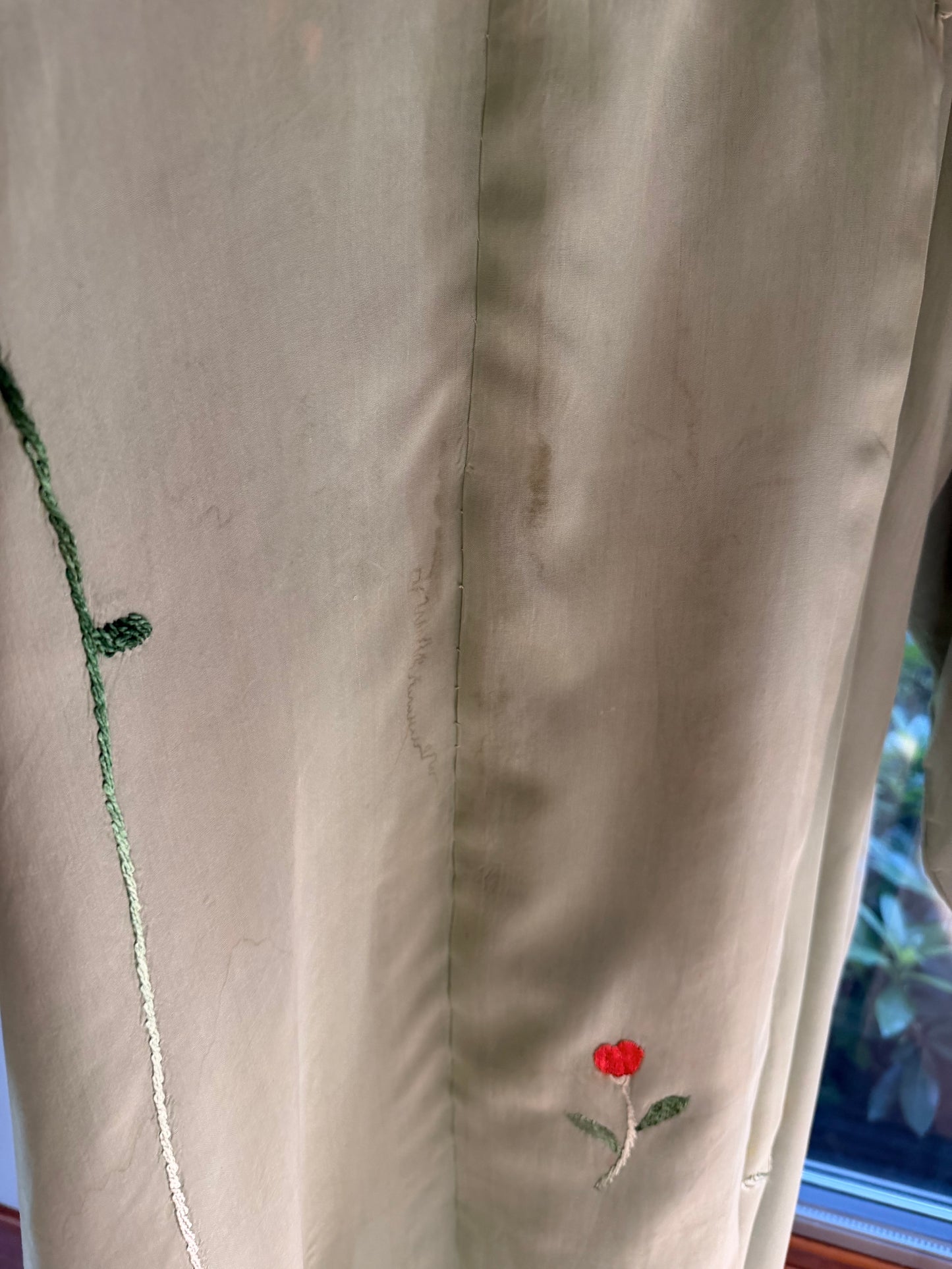 Vintage Japanese Silk Embroidered Kimono | Celadon Green Floral Robe
-40CD