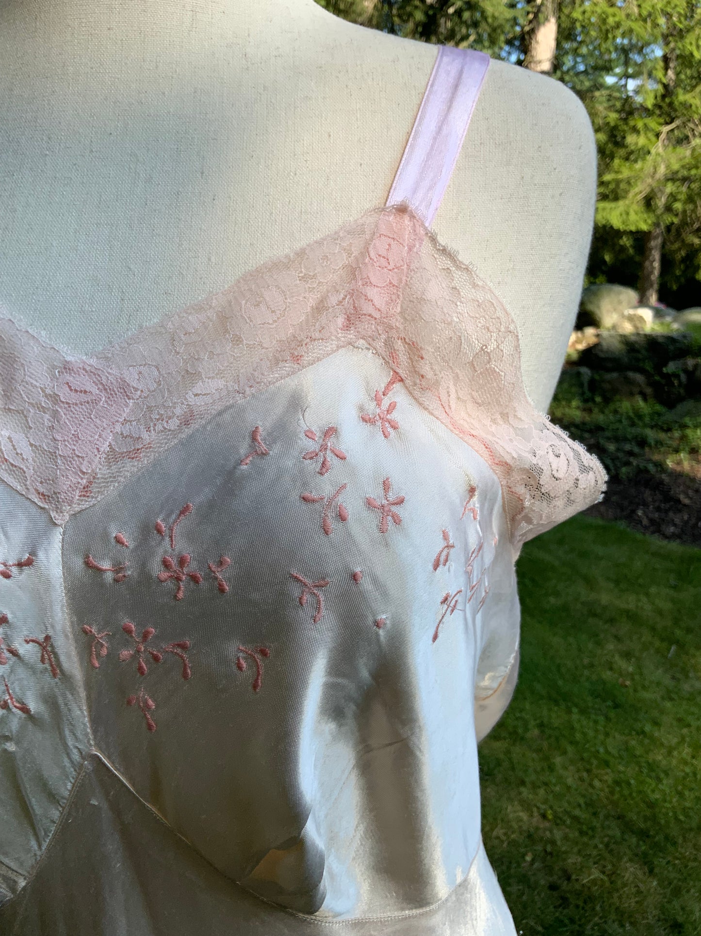 1940s Pink Embroidered Satin Slip Dress. Ivory Lace Lingerie. Romantic Boudoir Gown.40CA