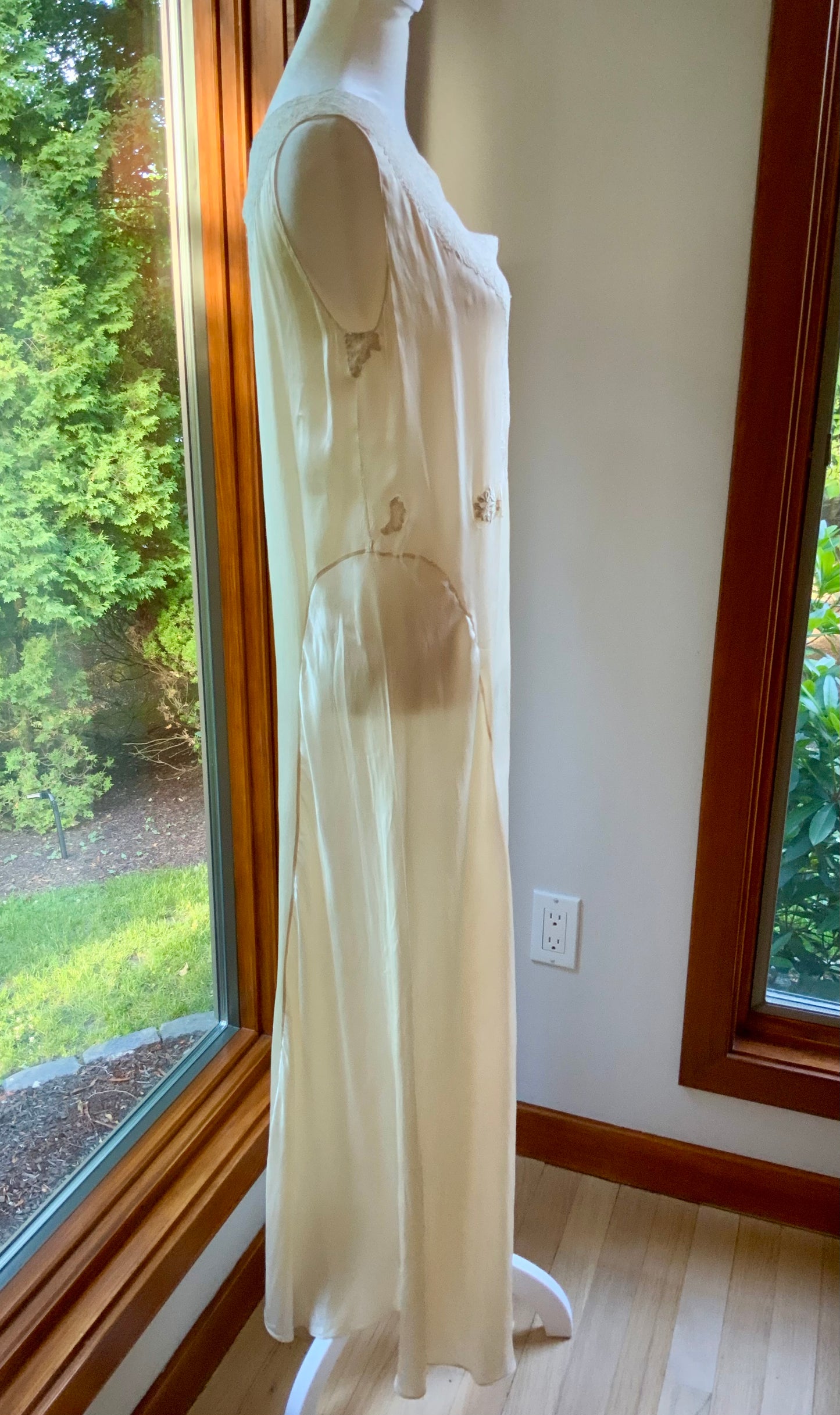 Anita’s Embroidered Pure Silk Nightgown / Slip Dress- 20s - 20R