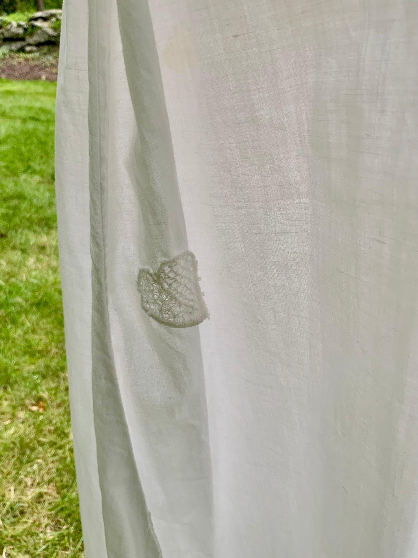 Late Edwardian White Cotton Nightgown. Antique Embroidered Cutwork Dress. Circa 1910s.ED100