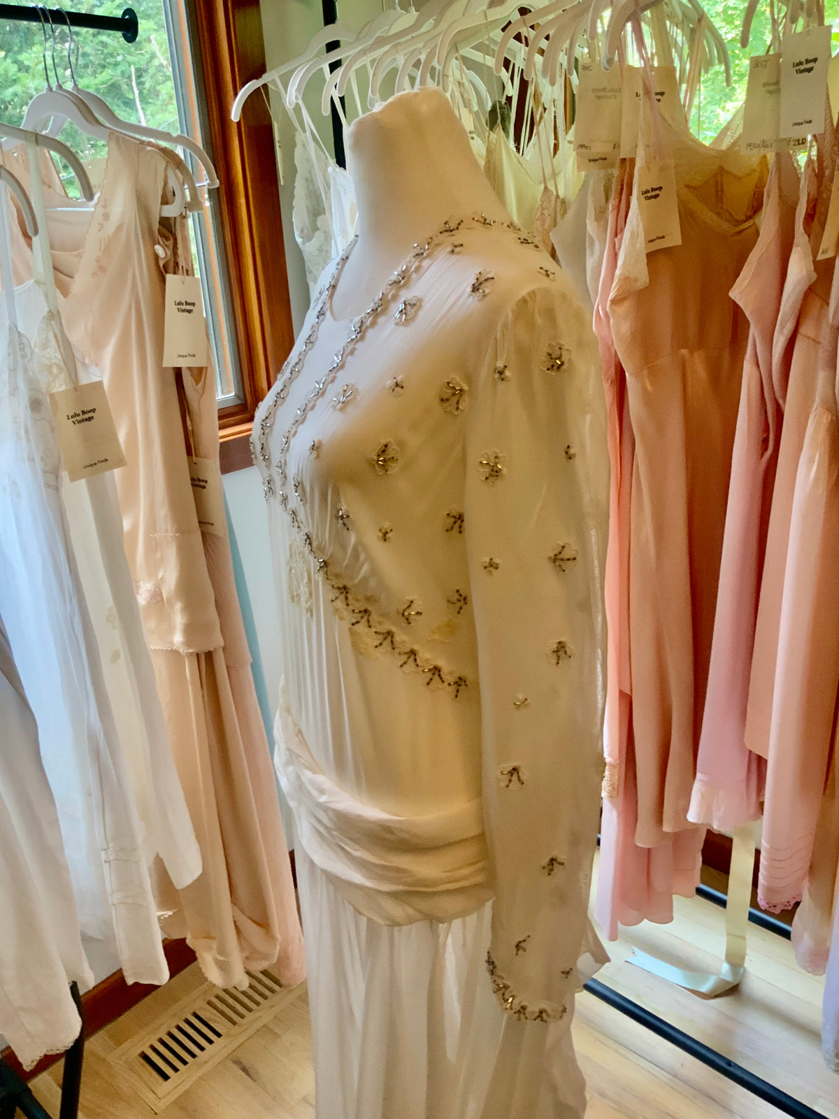 Circa 1940s Ivory Chiffon Wedding Gown with Beaded Shell Motifs and Lace Appliqués.40CH.