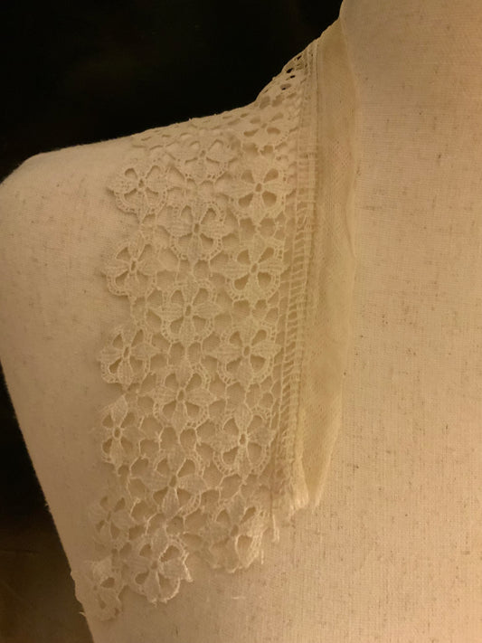 Antique lace collar or trim with delicate floral pattern, ideal for styling, layering, or textile restoration projects.