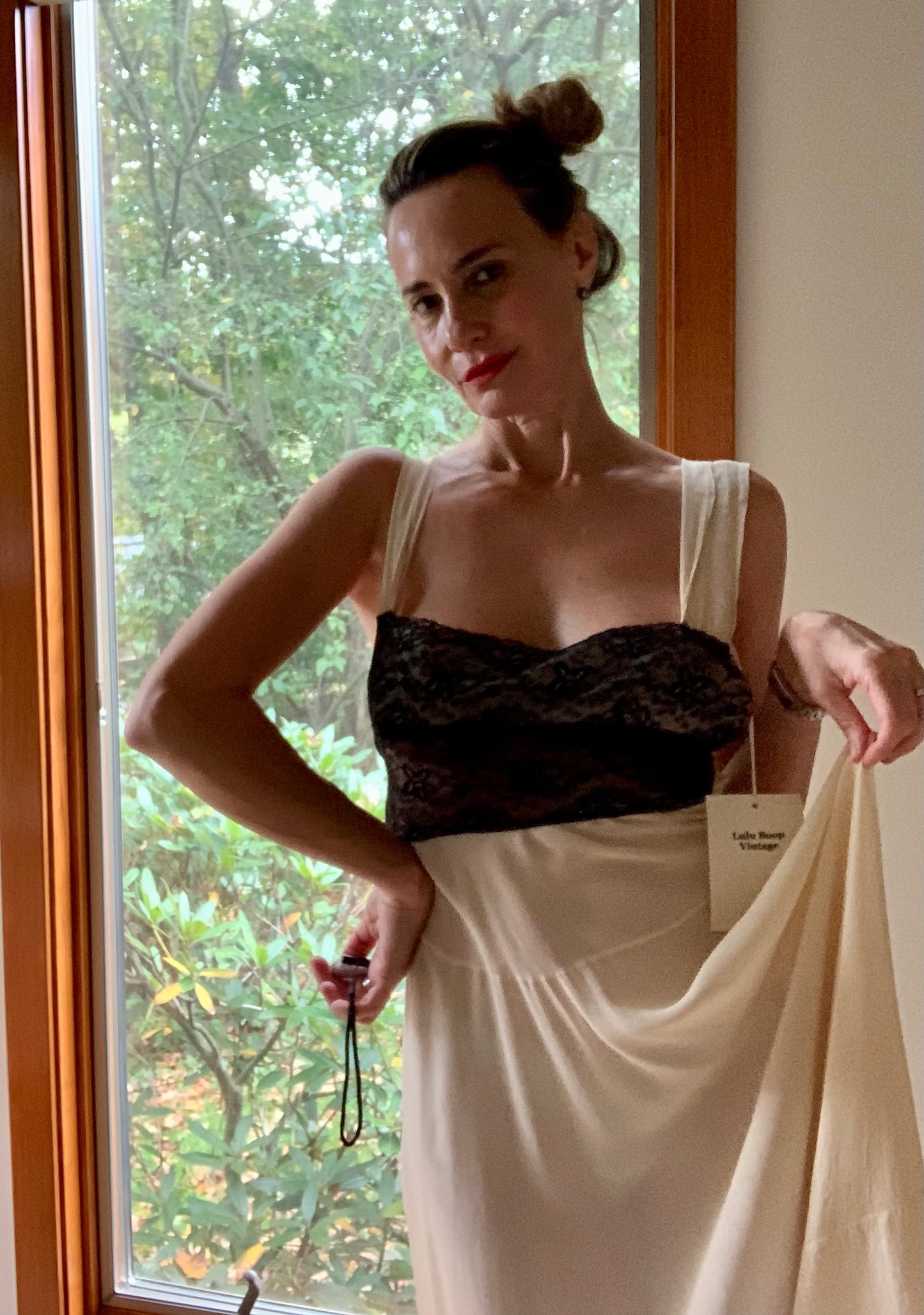 Silk Nightgown - Black Lace Embelishment - 30s - 30AO