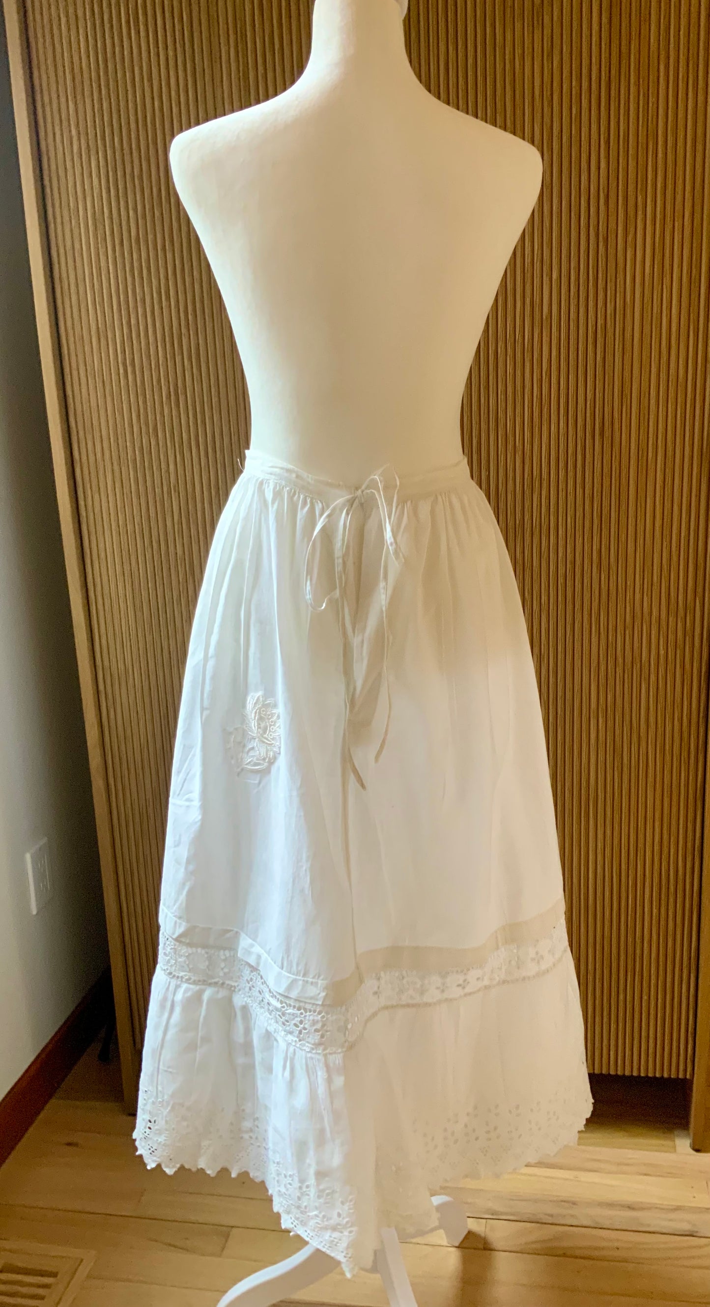 Edwardian White Cotton Petticoat Skirt with Lace Trim | Antique 1910s Tiered Underskirt | Hand Restored-ED76