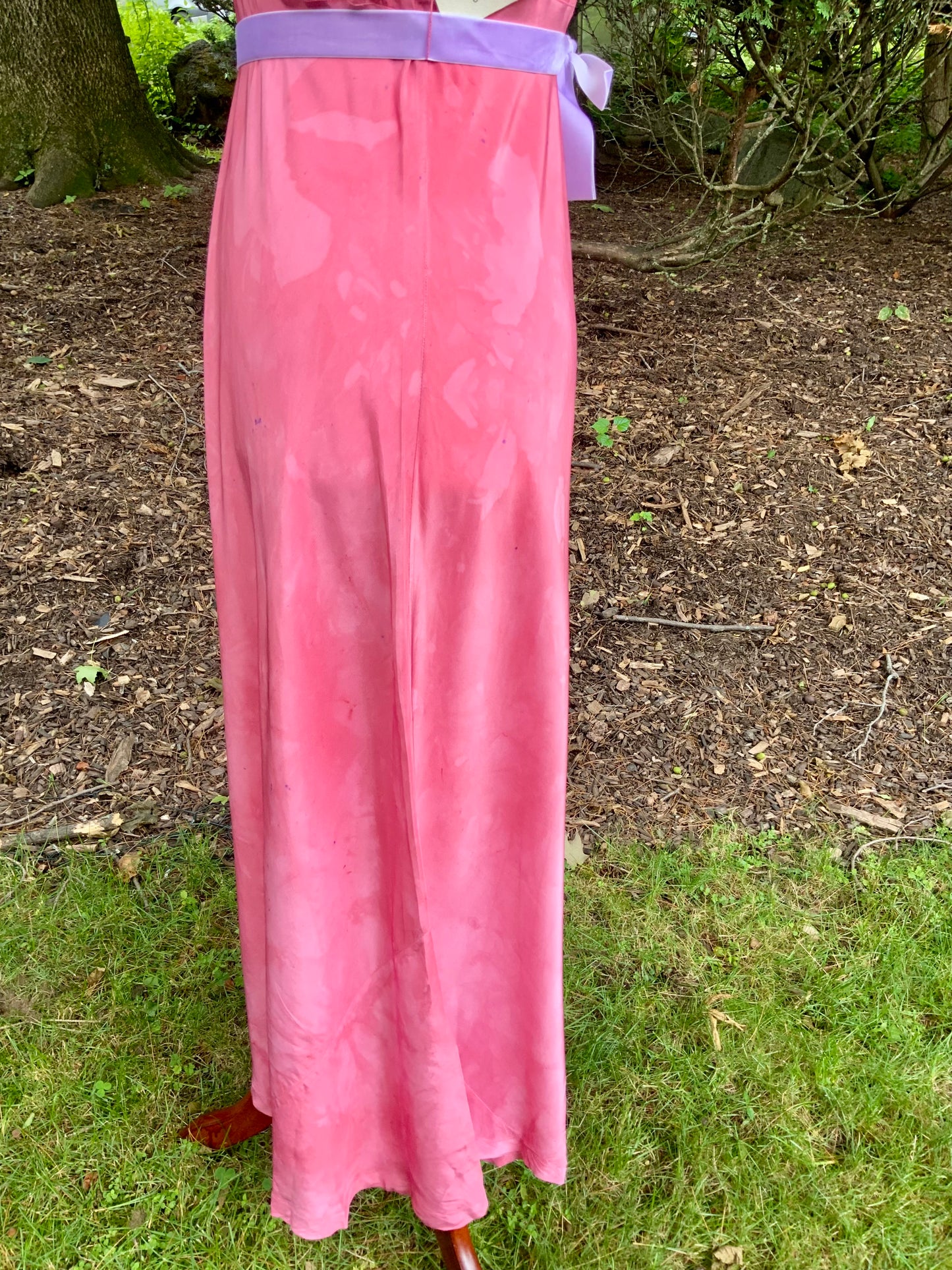 1930s Hand-Dyed Raspberry Pink Silk Bias Cut Dress | Art Deco Embroidered Bodice
-30BI