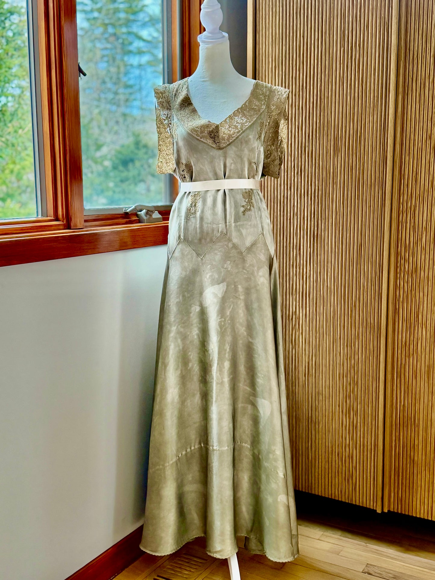 1930s Hand-Dyed Silk Satin Gown with Lace Cap Sleeves - 40AF