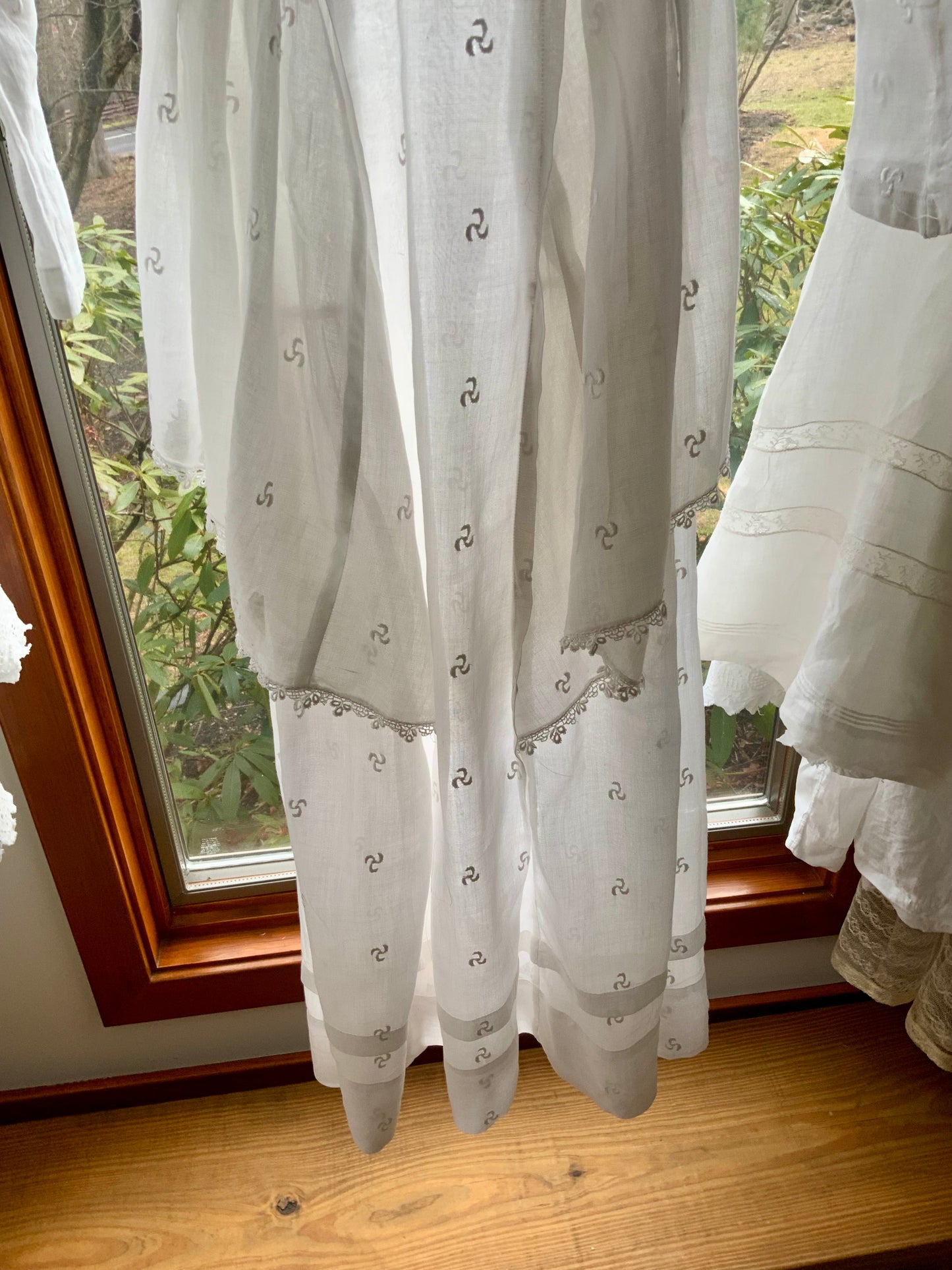 Edwardian Lingerie Dress 1915–1925 Sheer Embroidered Cotton with Lace Detail-ED73