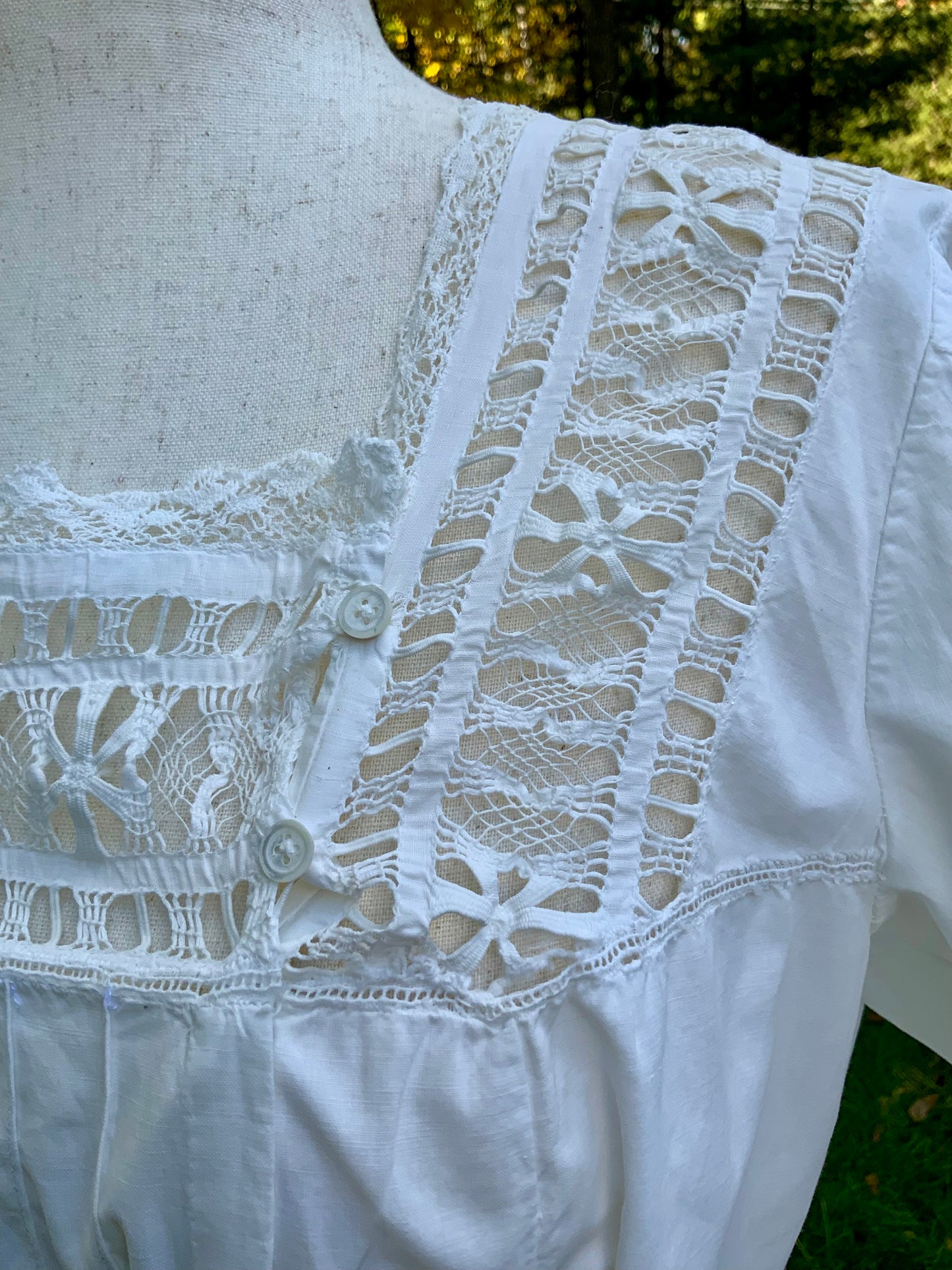 Edwardian White Cotton & Lace Nightgown | Heirloom Vintage  - 1905/1915 - ED21