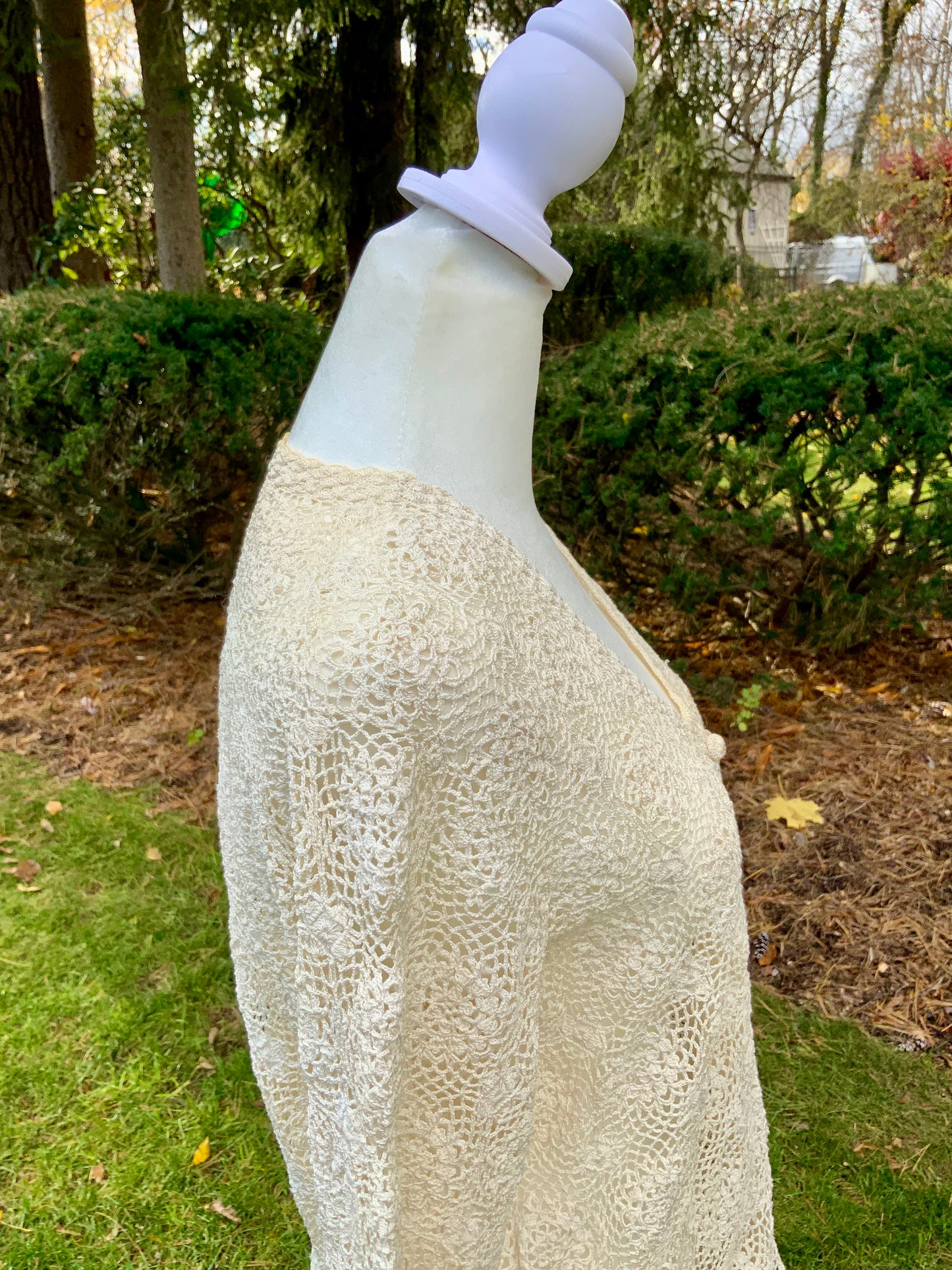 1950s Hand-Crocheted Ivory Lace Cardigan - 50BD