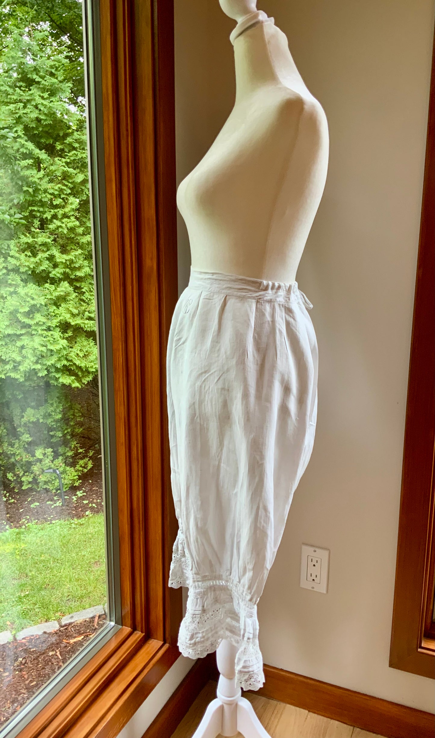 Antique Edwardian White Cotton Bloomers | Monogrammed Lace Pantaloons | Romantic Heirloom Lingerie-ED85