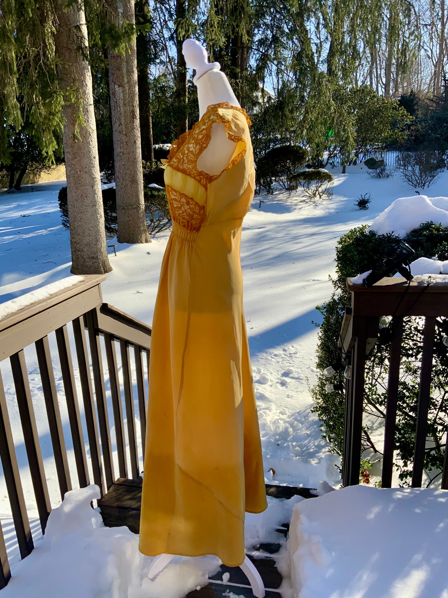 Hand-Dyed 1930s–40s Silk Chiffon Lace Nightgown – Golden Sunset-30BD