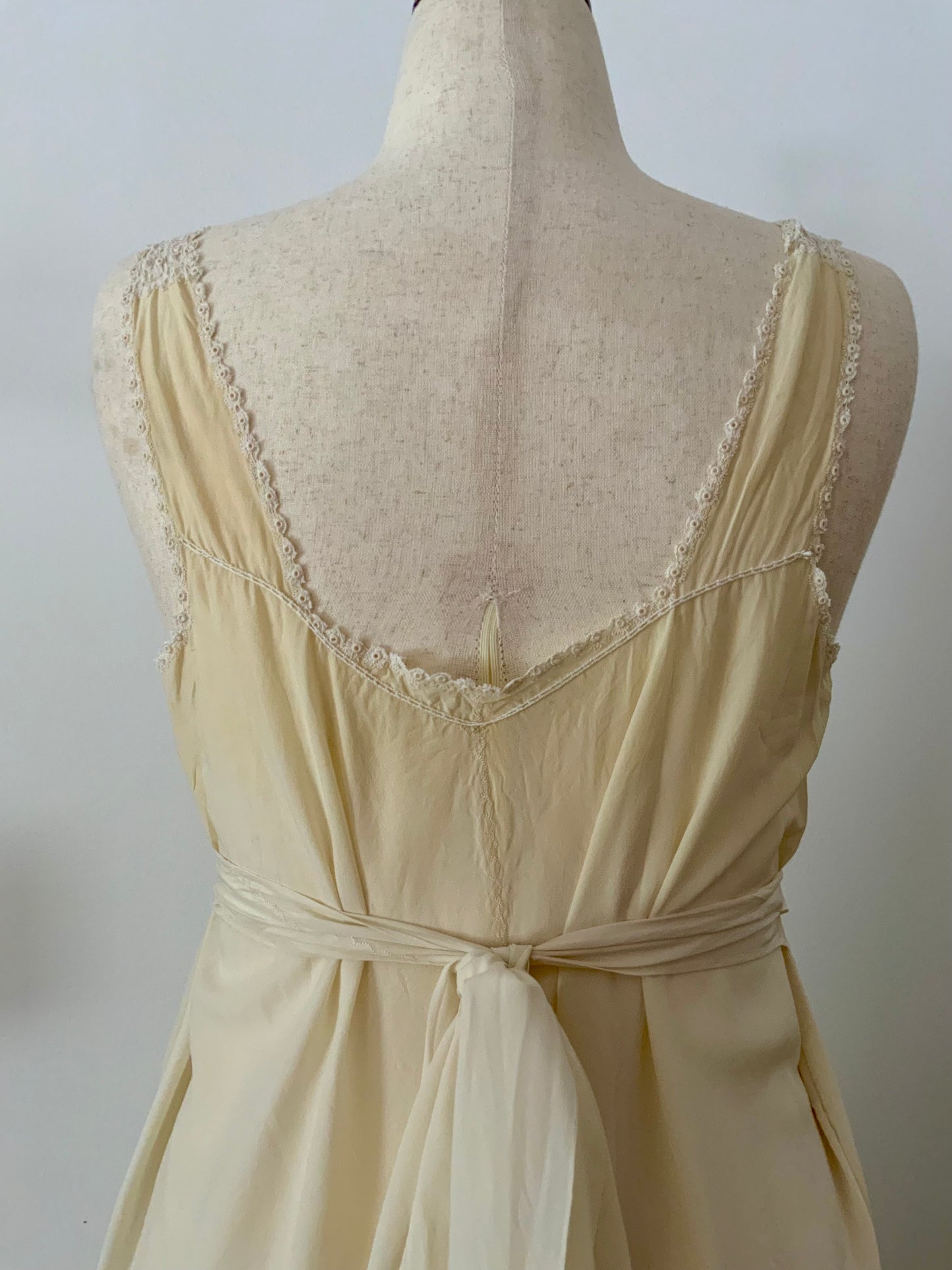 Vintage 1940s Bridal Silk Nightgown / Trousseau Gown / Honeymoon Negligee-40B5