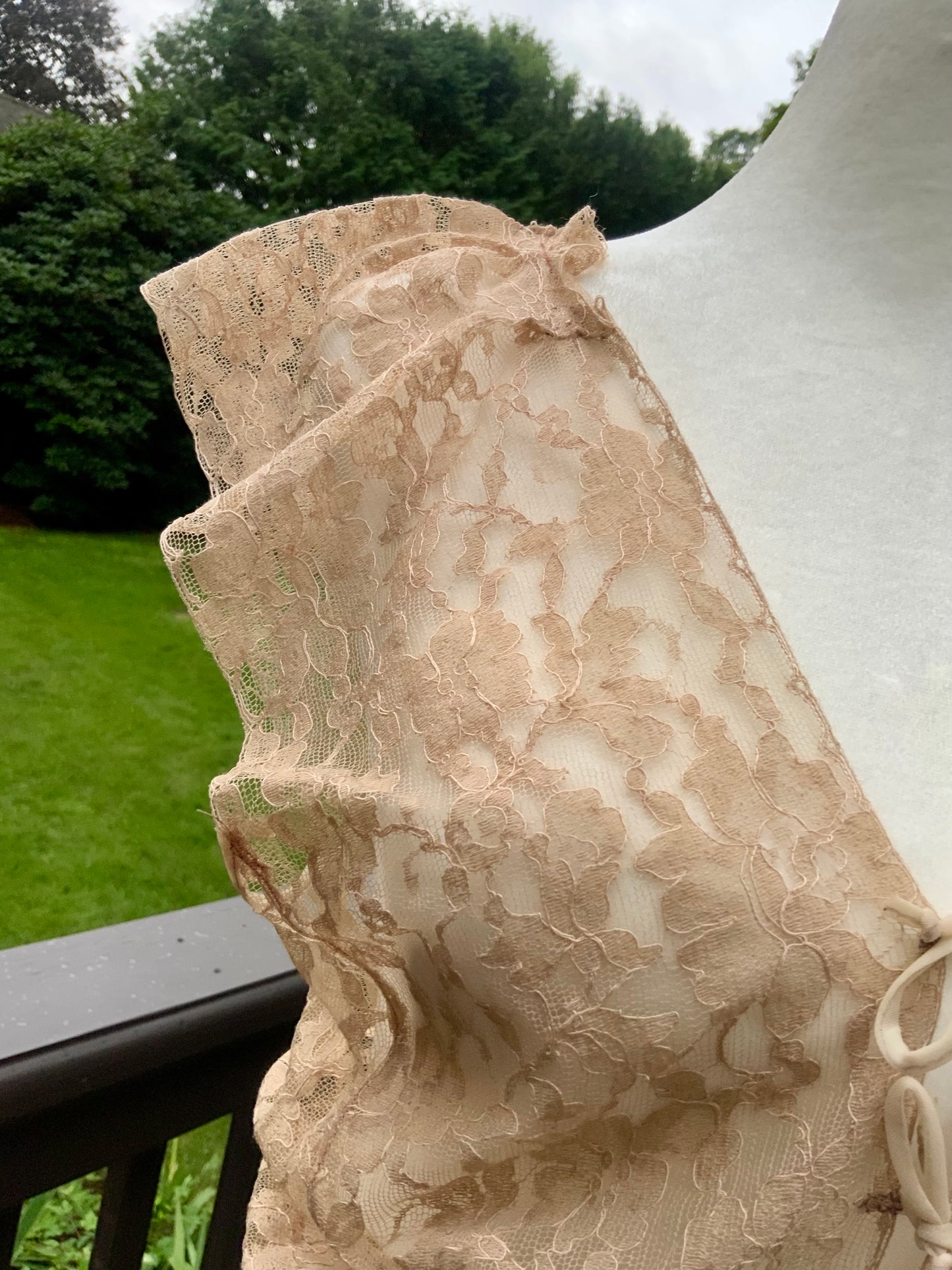 Hand Dyed 1940s Champagne Lace Bridal Gown Pleated Wedding Dress Vintage Boudoir Dress
- 40B3