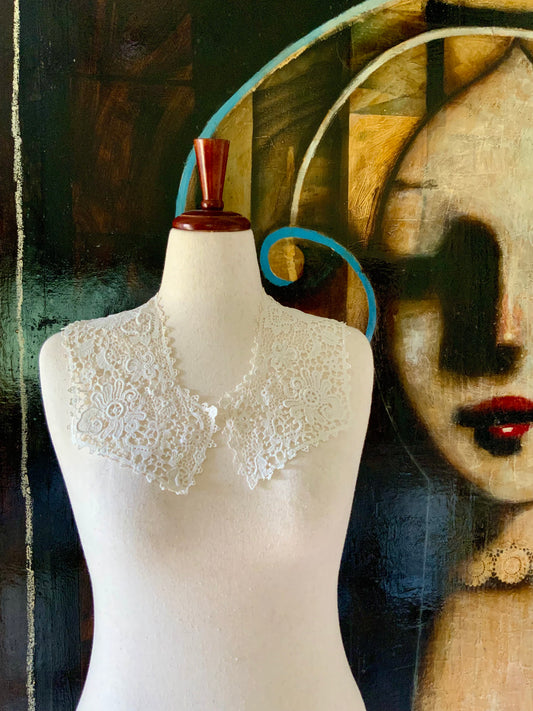 Antique Lace Statement Collar – Edwardian Inspired Guipure Floral Lace Detachable Collar