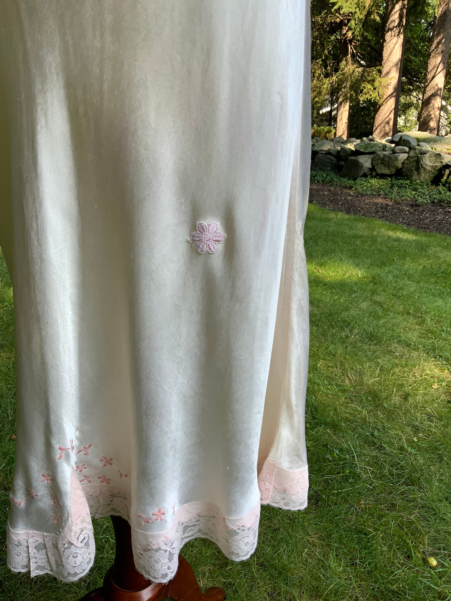 1940s Pink Embroidered Satin Slip Dress. Ivory Lace Lingerie. Romantic Boudoir Gown.40CA