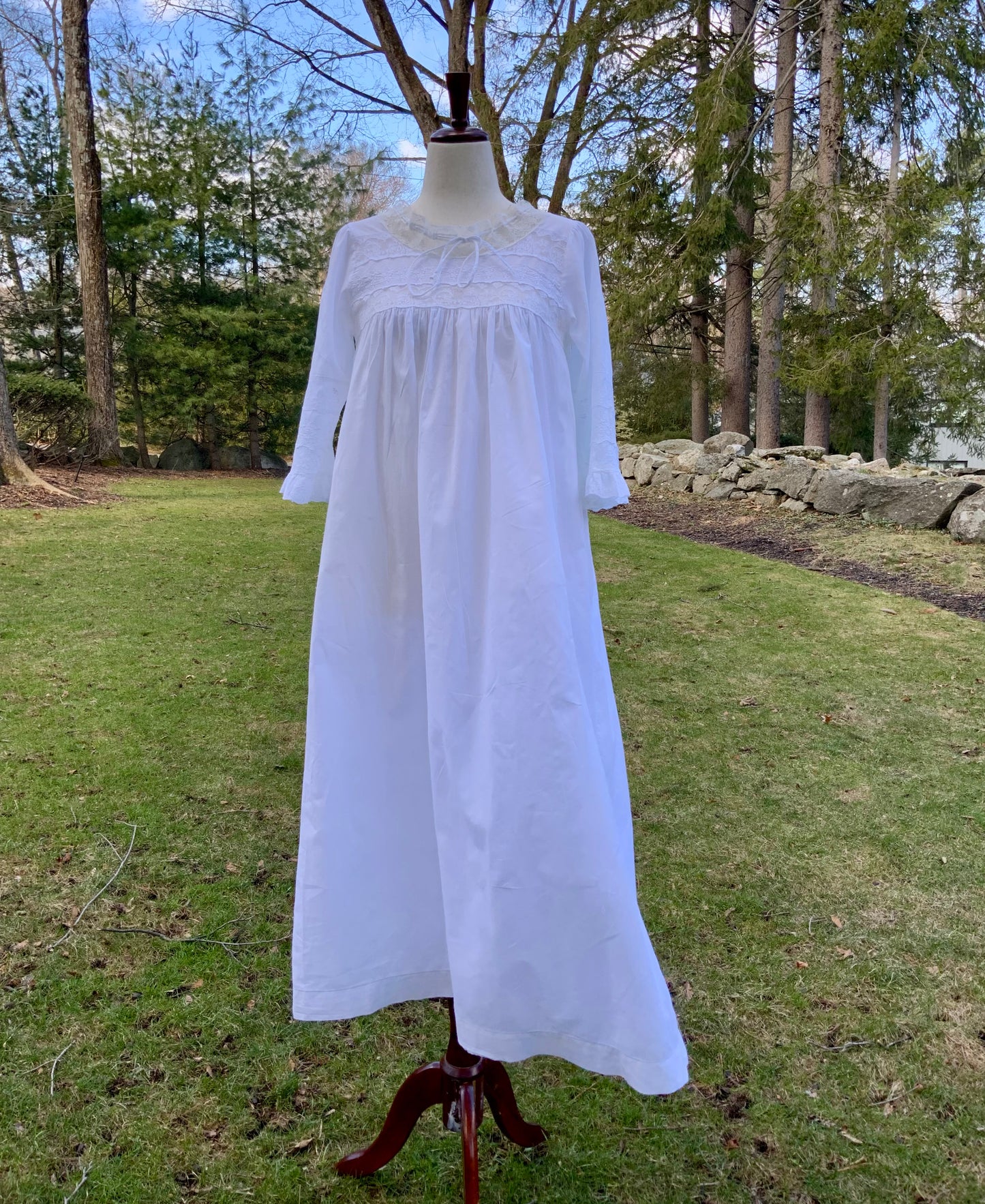 Vintage 1970s Christian Dior Lingerie White Cotton Lace Nightgown Dress | Romantic Edwardian Revival-70Z