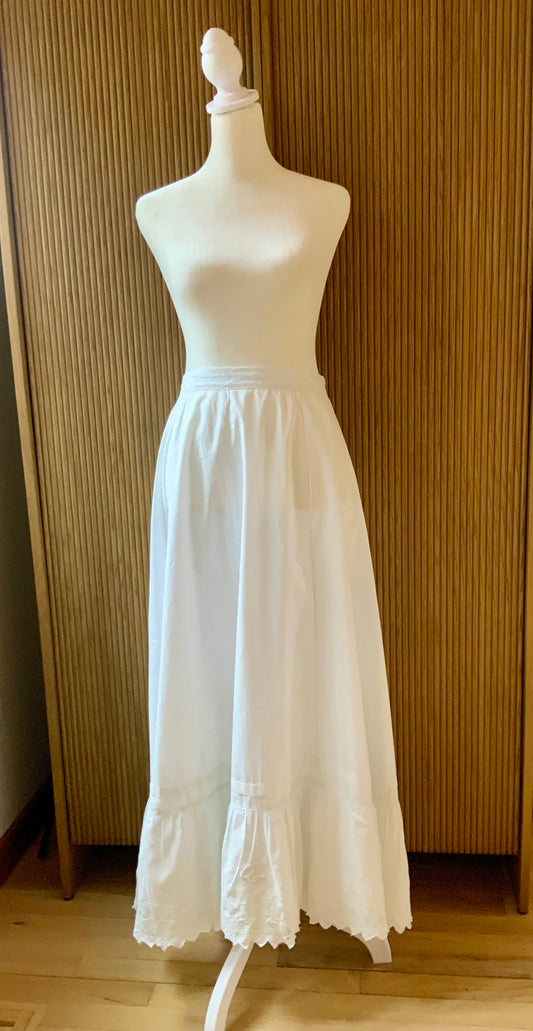 Edwardian White Cotton Petticoat Skirt | Antique Lace Hem | Hand-Repaired with Vintage Appliqués | High Waist-ED74