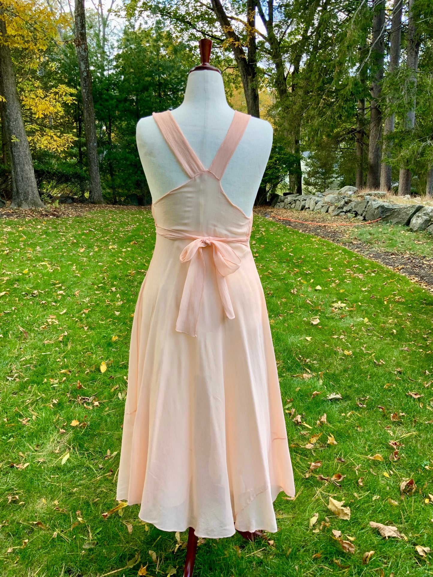 Untit 1930s Pleated Chiffon & Lace Silk Nightgown – Old Hollywood -1938/1942 - 30AN