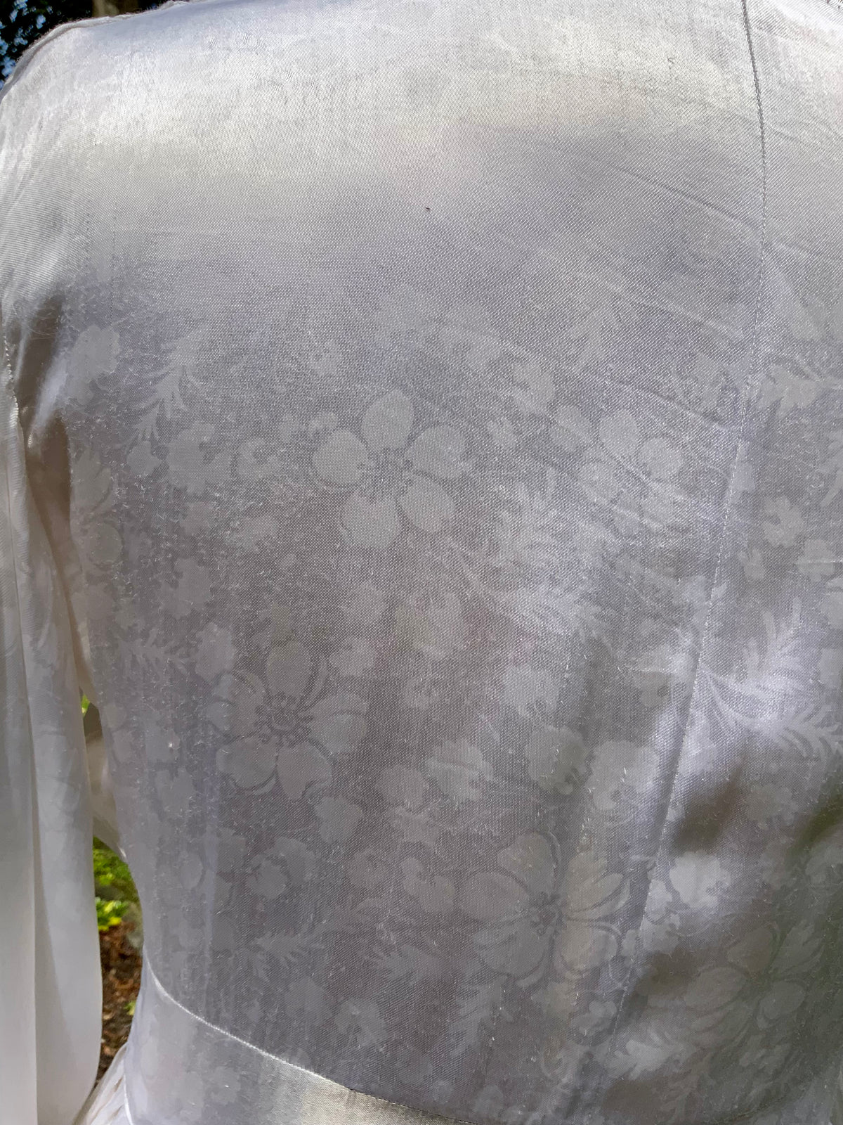 Vintage 1960s 1970s White Floral Jacquard Satin Robe with Pearl Buttons and Lace Appliqués.60R
