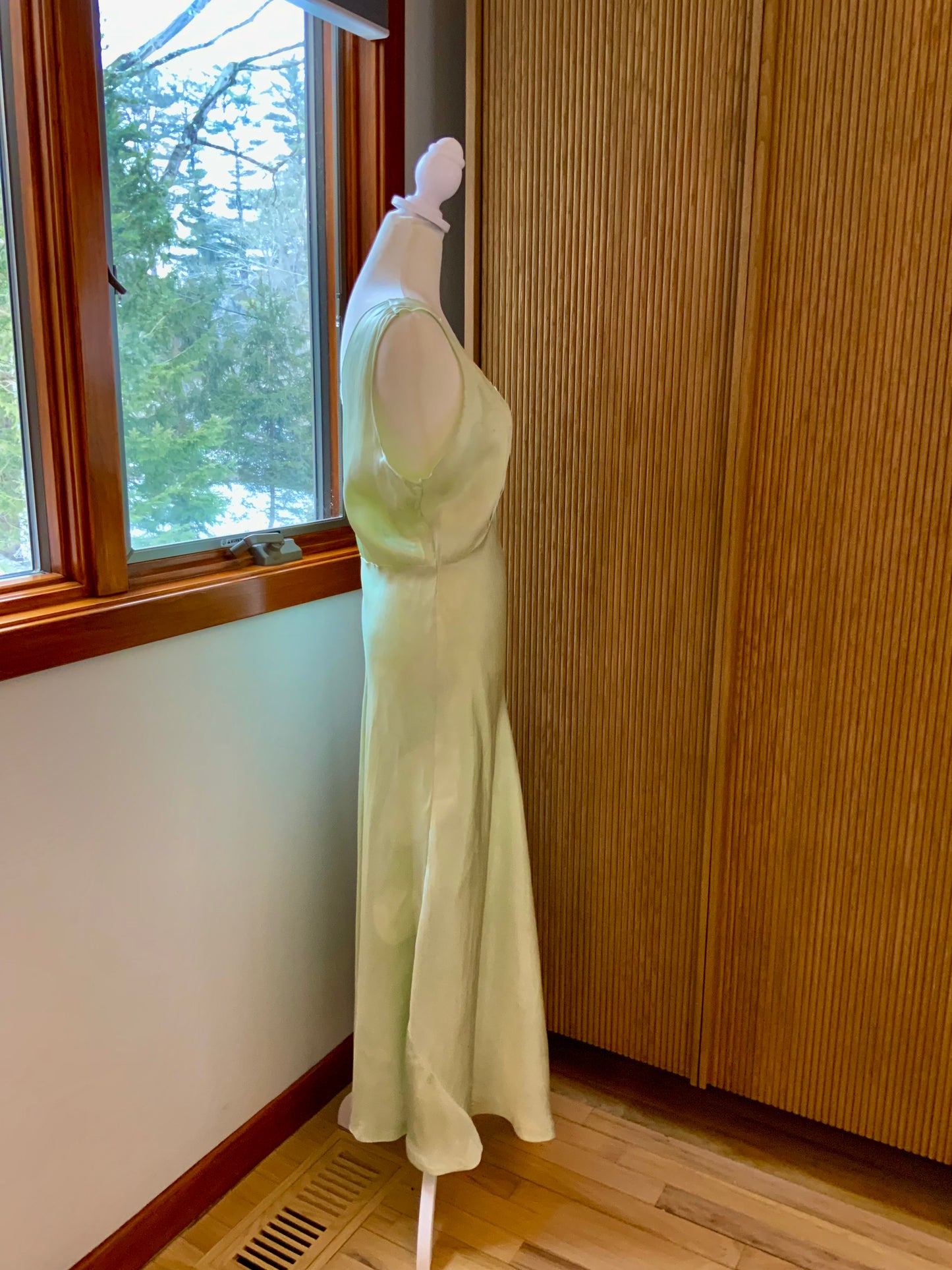 1930s Silk Satin Bias Cut Gown – Hand Dyed Celadon Mint – Vintage Lace Evening Slip Dress
40U