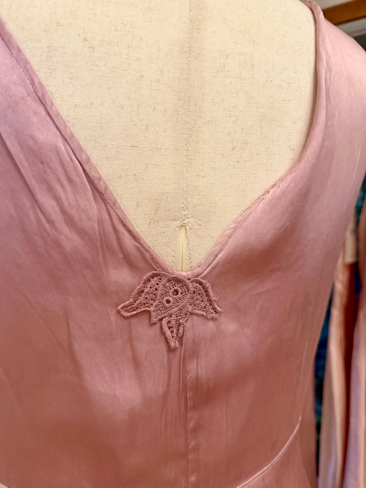1930s Hand Dyed Dusty Lilac Satin & Floral Lace Bias-Cut Nightgown.40CE