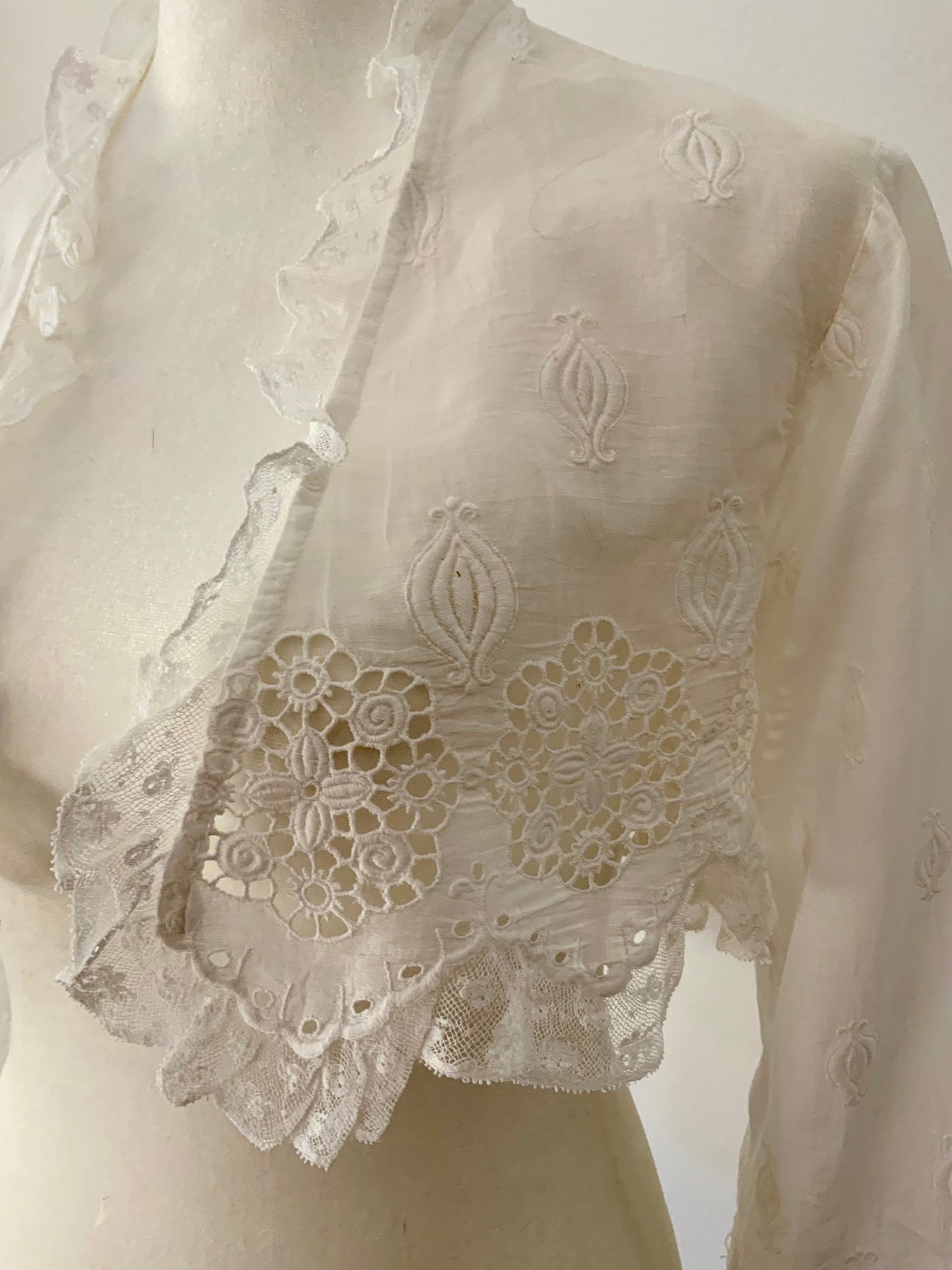 Antique Edwardian Lace Bed Jacket – Whitework Cotton Lingerie Bodice-ED43