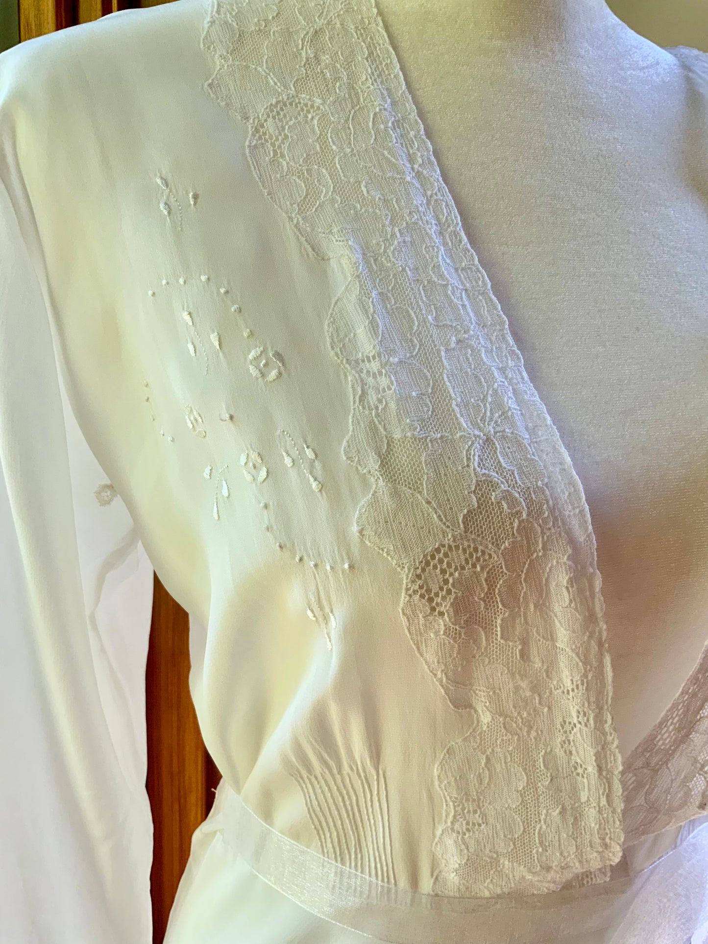 Vintage Ivory Silk Satin Long Sleeve Bridal Gown | Deep V-Neck Lace Maxi Dress-70BD