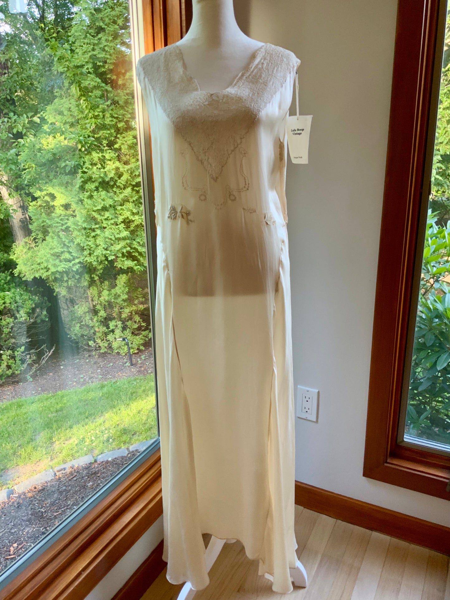 Anita’s Embroidered Pure Silk Nightgown / Slip Dress- 20s - 20R