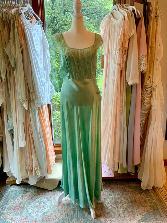Hand Dyed Green Nightgown Satin - 50s -50G