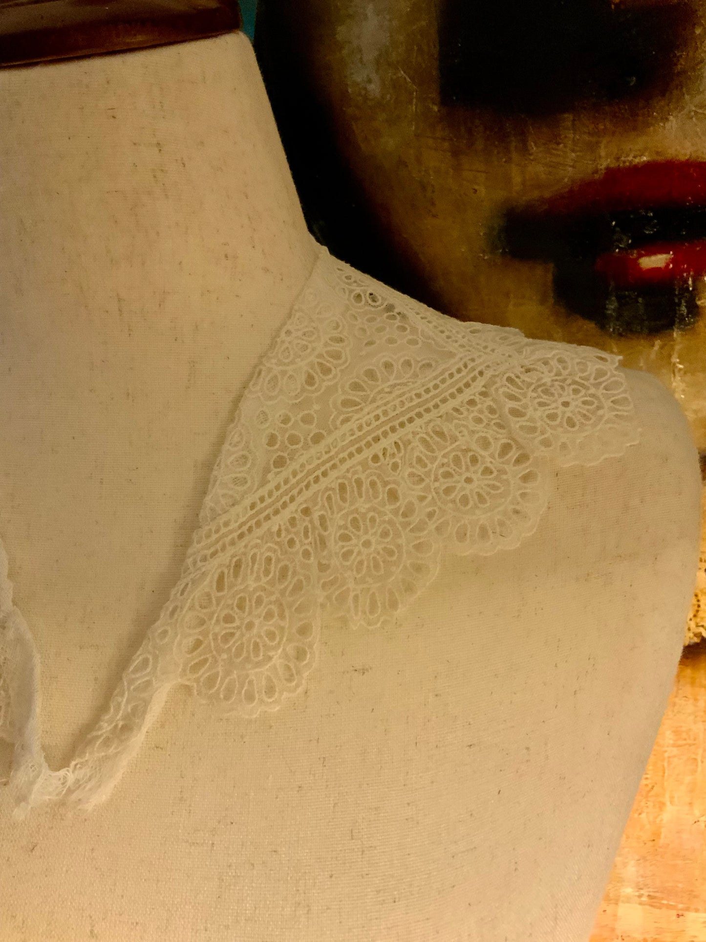 Antique Lace Collar Guipure Floral Cutwork Collar Edwardian Style Dress Trim Wearable Piece