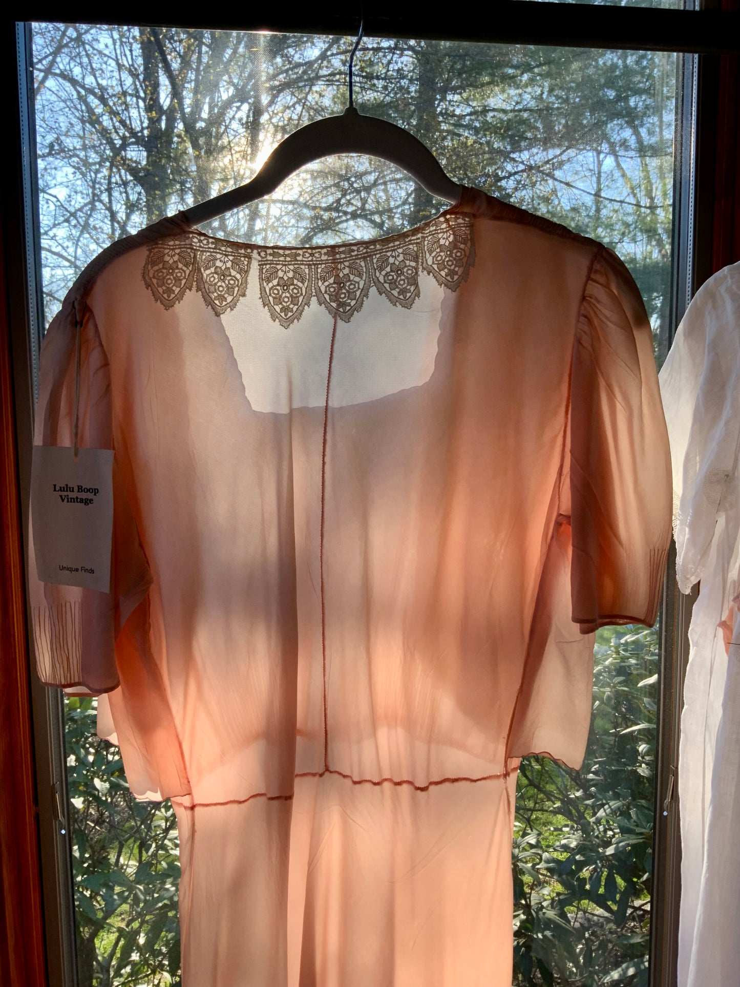 Silk. Nightgown - 40s - 40CC