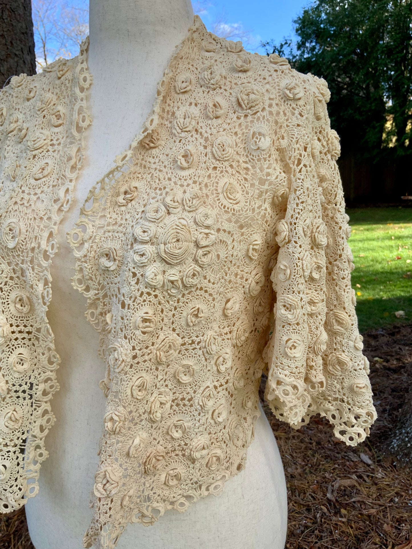 1930s–40s Hand-Crocheted Irish Lace Jacket — Antique Ivory Floral Jaclet-30AW