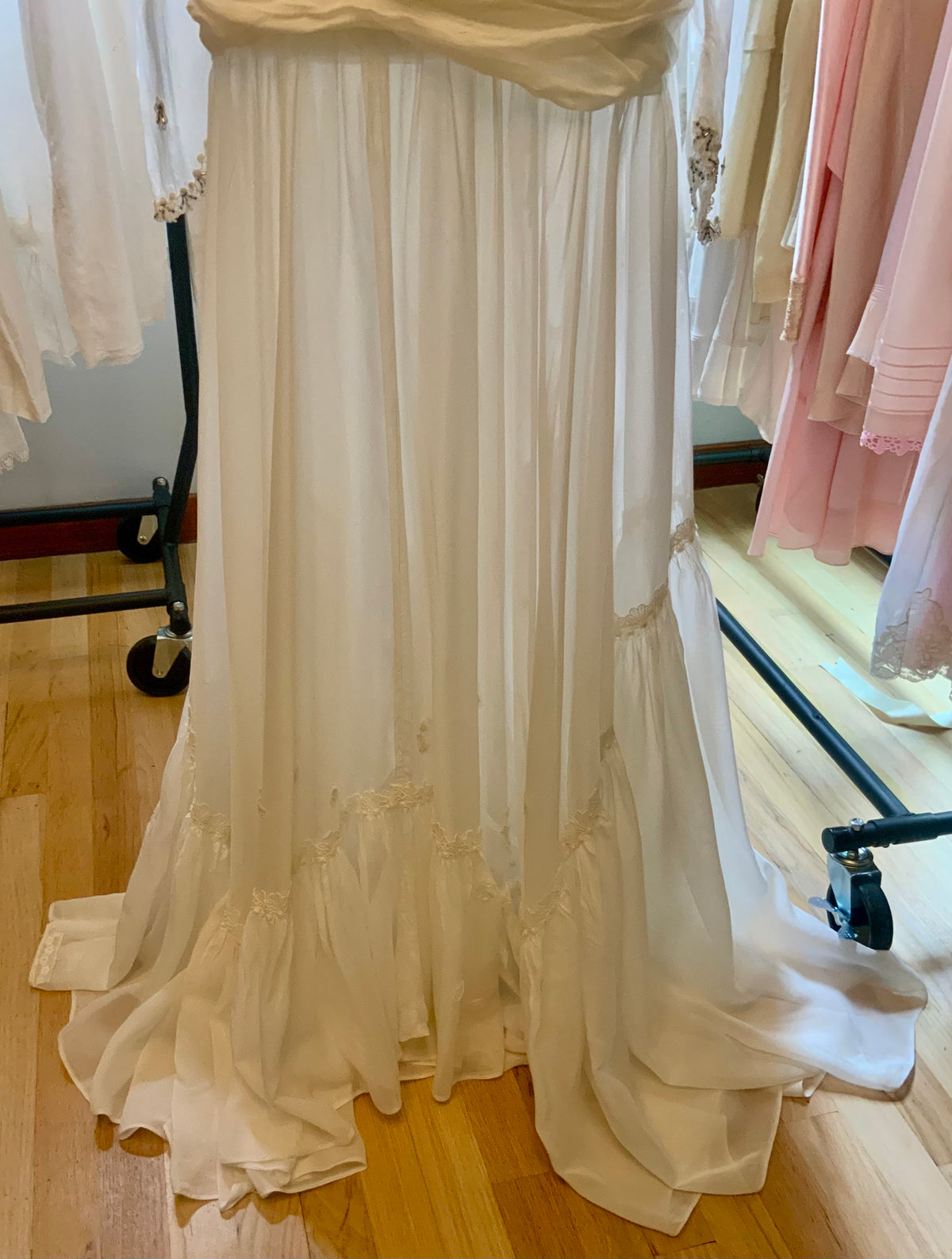 Circa 1940s Ivory Chiffon Wedding Gown with Beaded Shell Motifs and Lace Appliqués.40CH.