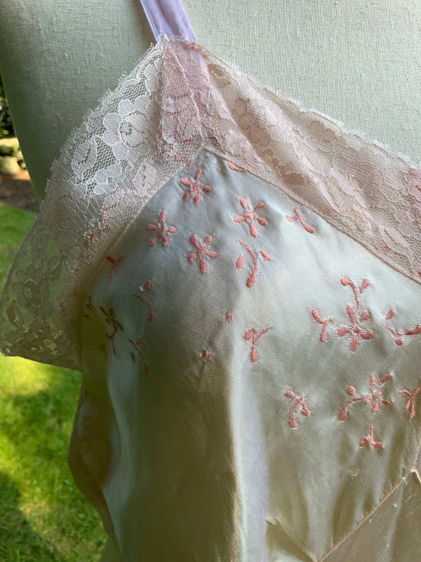 1940s Pink Embroidered Satin Slip Dress. Ivory Lace Lingerie. Romantic Boudoir Gown.40CA