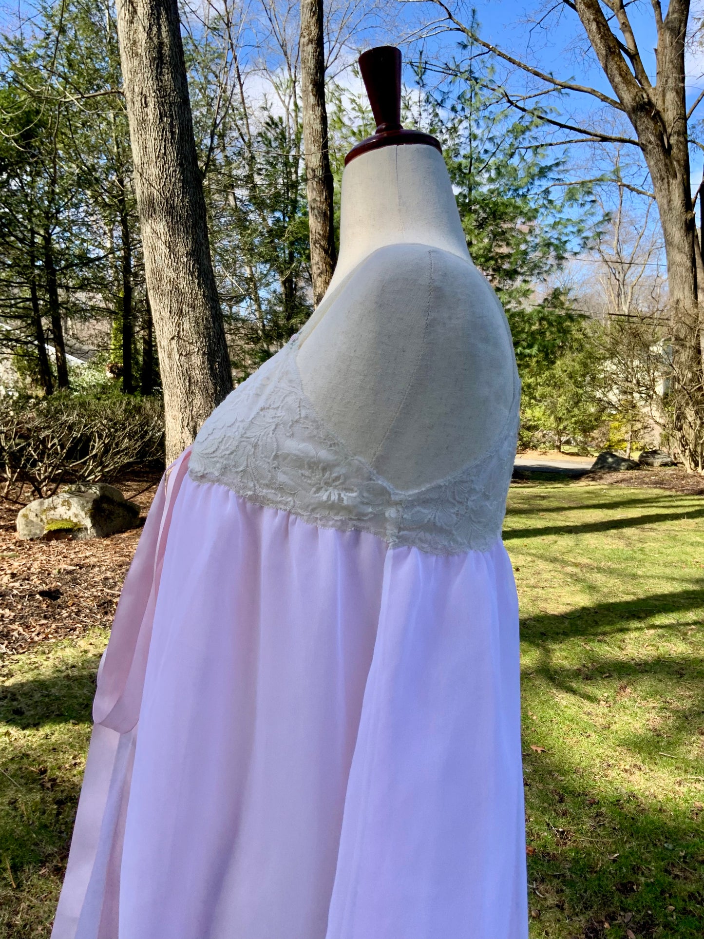 1970s Sheer Pink Nylon Nightgown with Floral Lace Appliqué Bodice & Double Layer – Romantic Lingerie Dress-70B