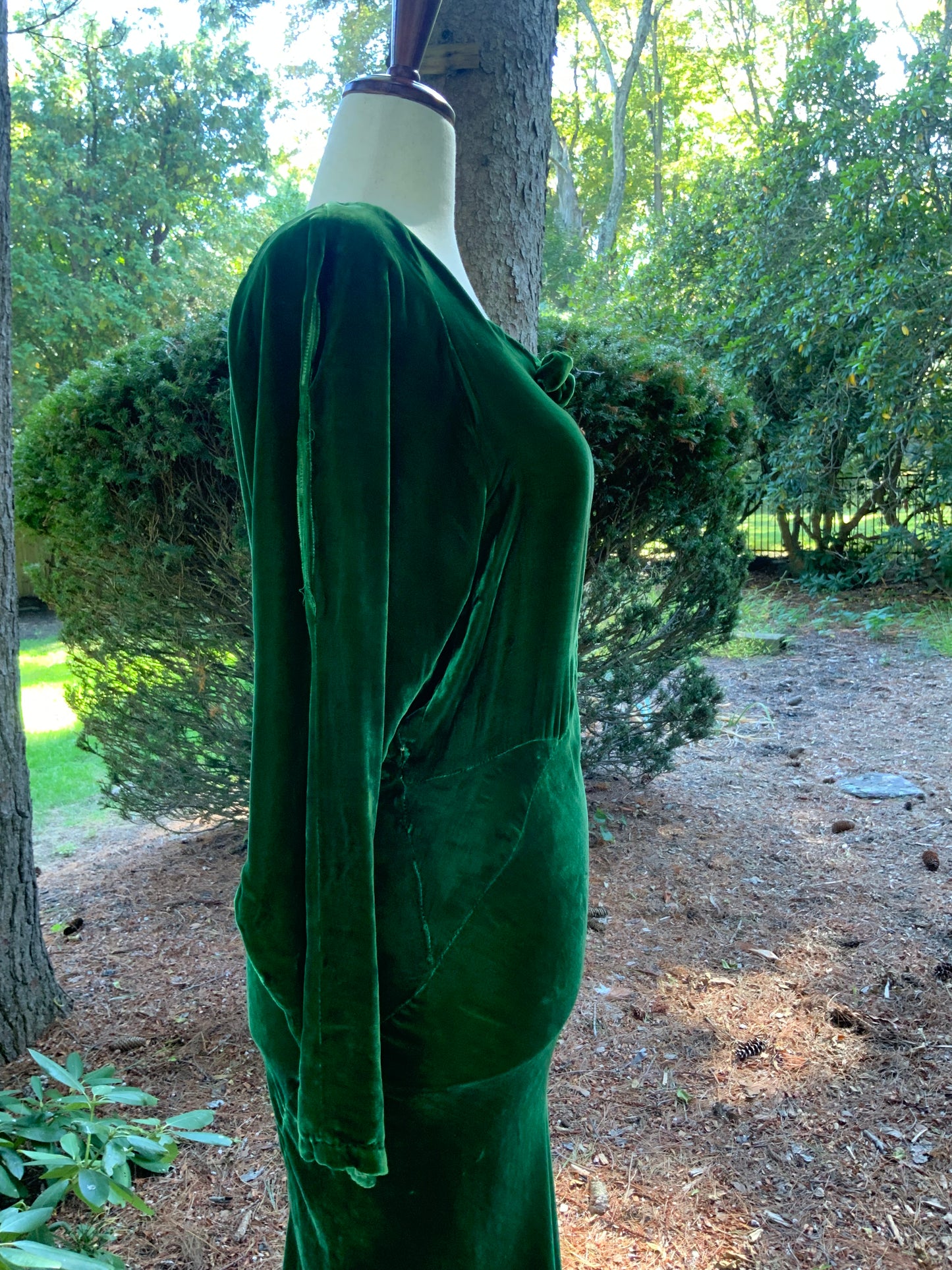 Green Velvet Evening Dress - Late 30s - 30AM