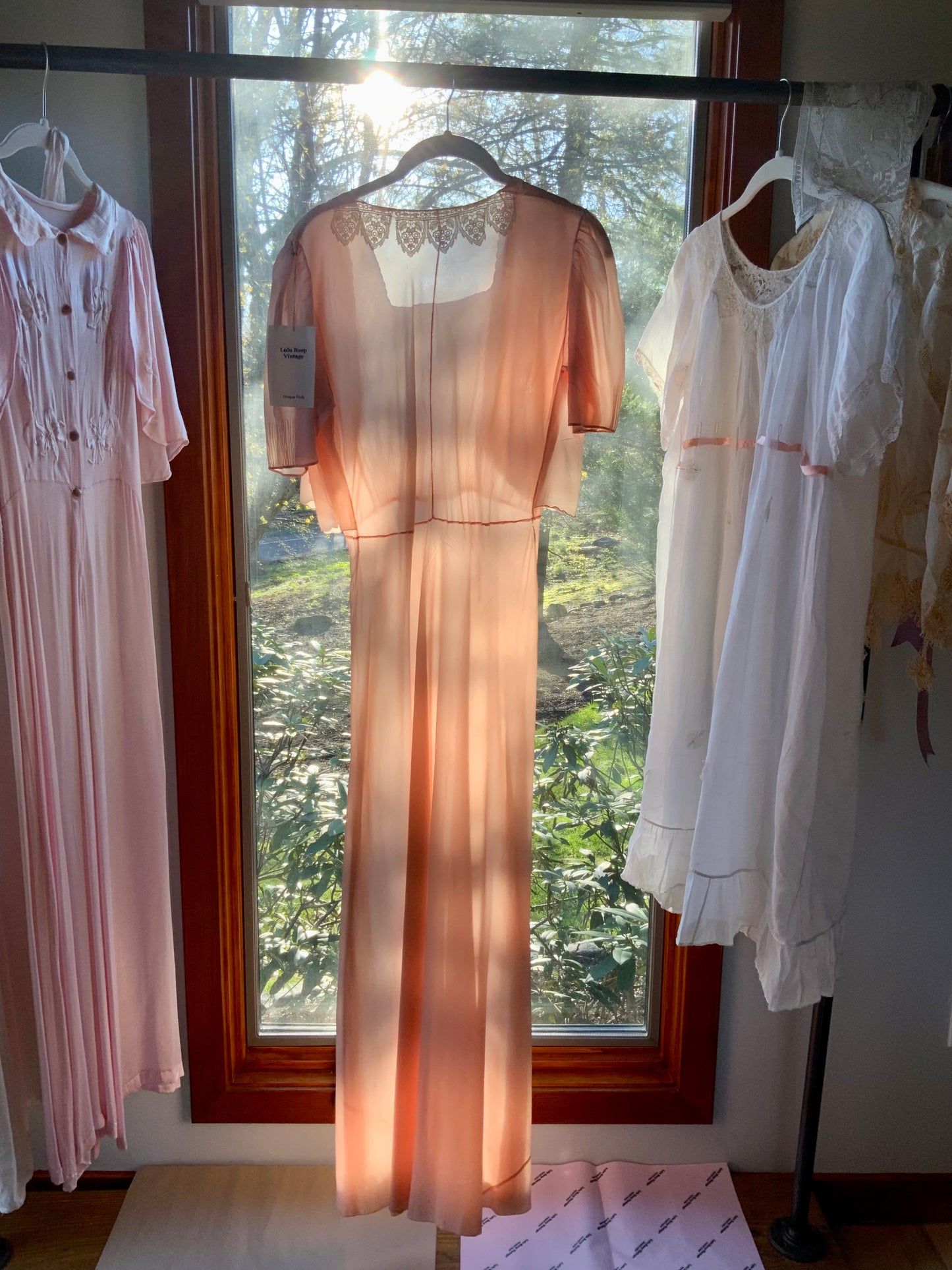 Silk. Nightgown - 40s - 40CC