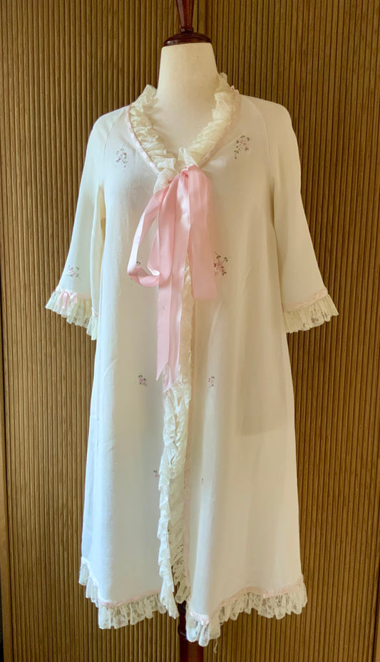 1950s Vintage Nylon Crepe Peignoir Robe Lace Ribbon Embroidered Boudoir Lingerie-50BF