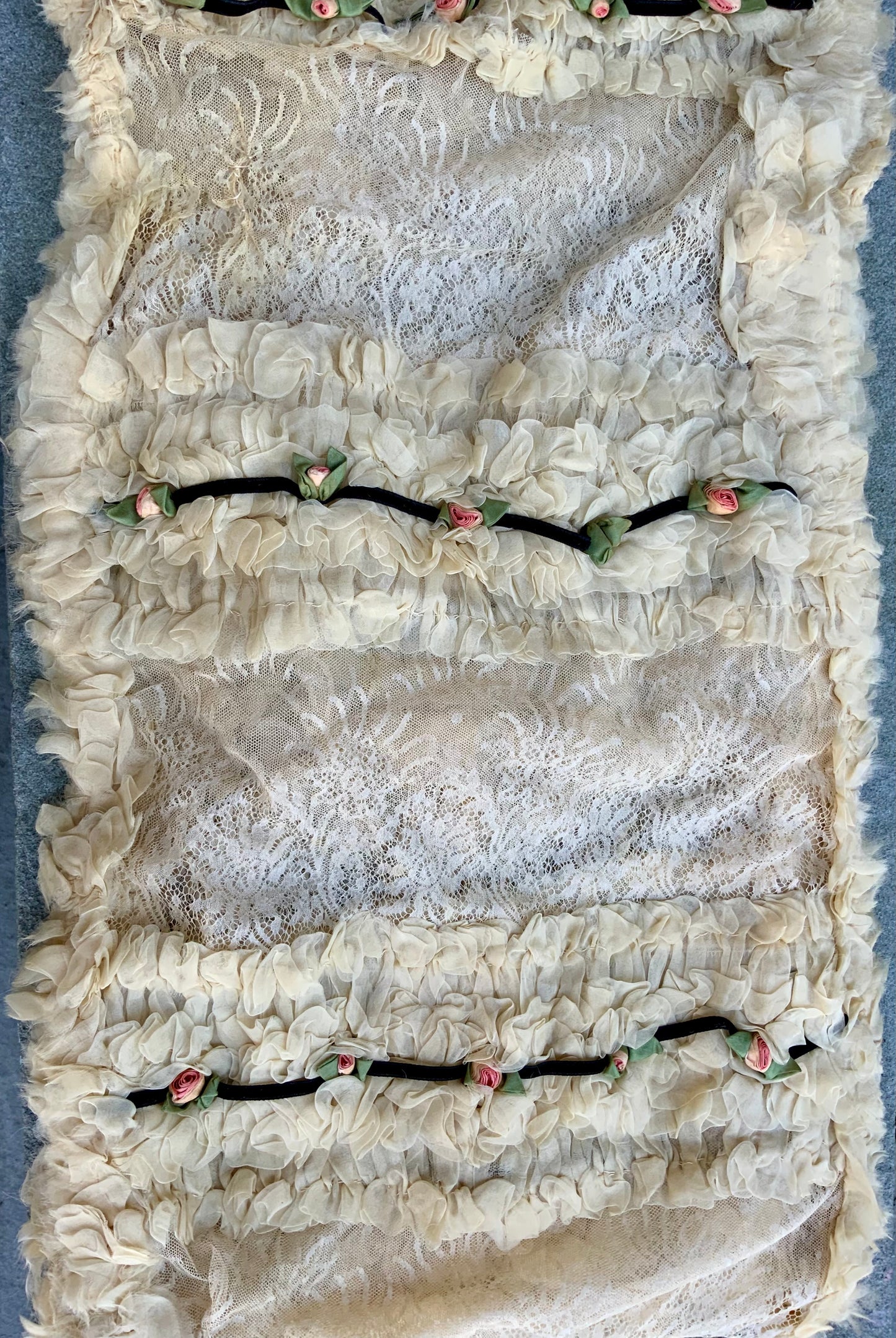 Rare Antique Edwardian Lace & Chiffon Ruffle Scarf Shawl w/ Ribbon Rosettes – Iconic -VI1734j