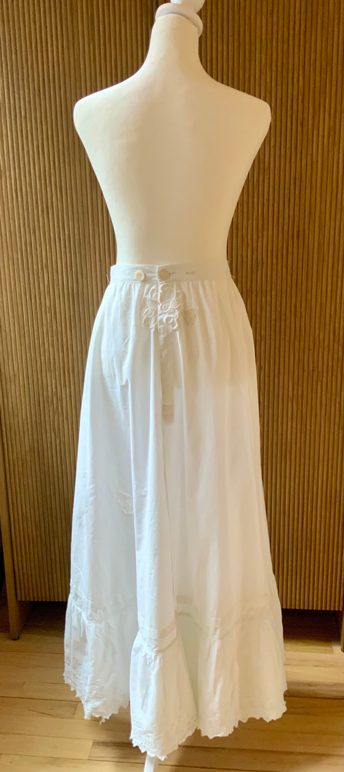 Edwardian White Cotton Petticoat Skirt | Antique Lace Hem | Hand-Repaired with Vintage Appliqués | High Waist-ED74