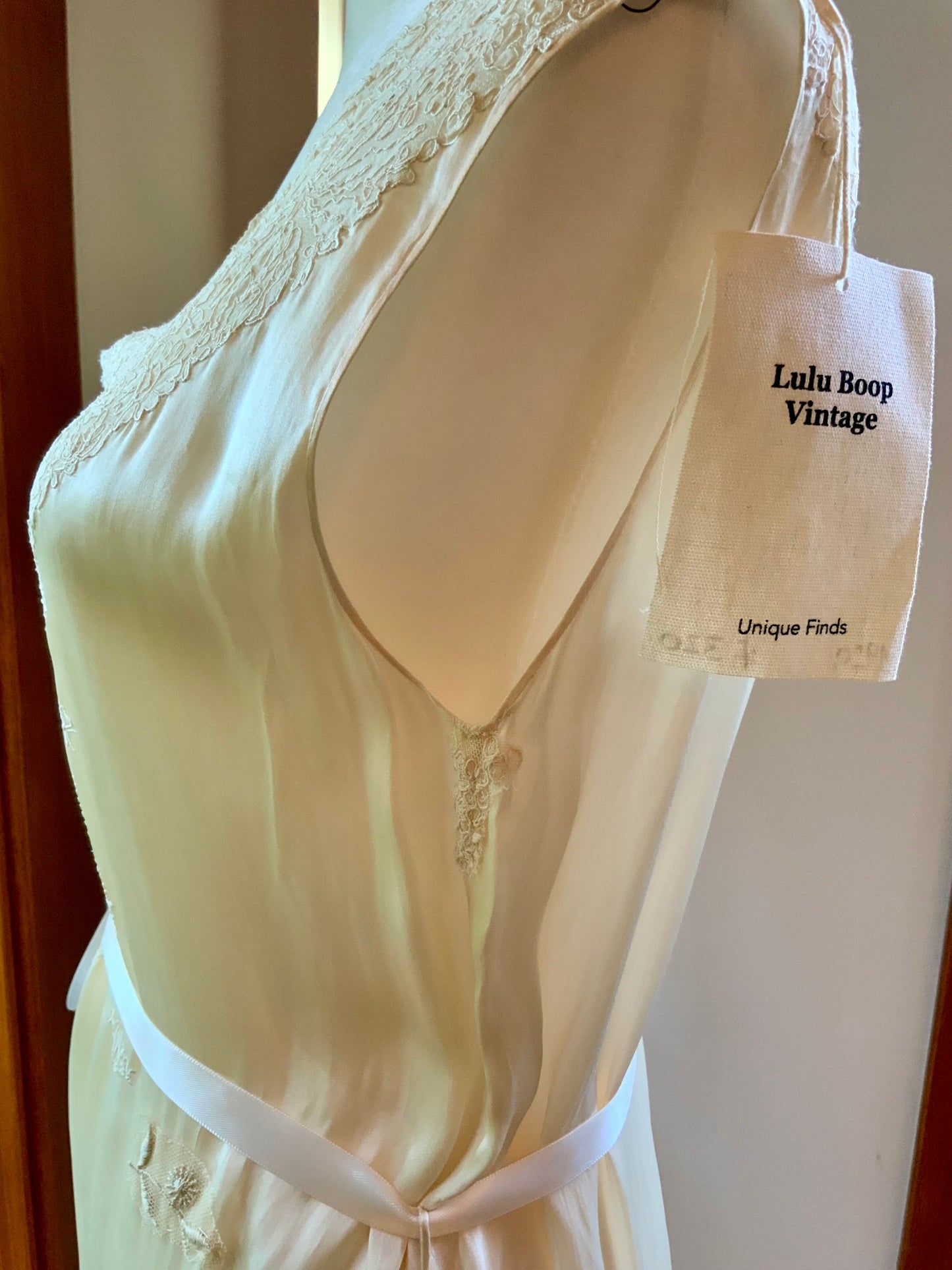 Anita’s Embroidered Pure Silk Nightgown / Slip Dress- 20s - 20R