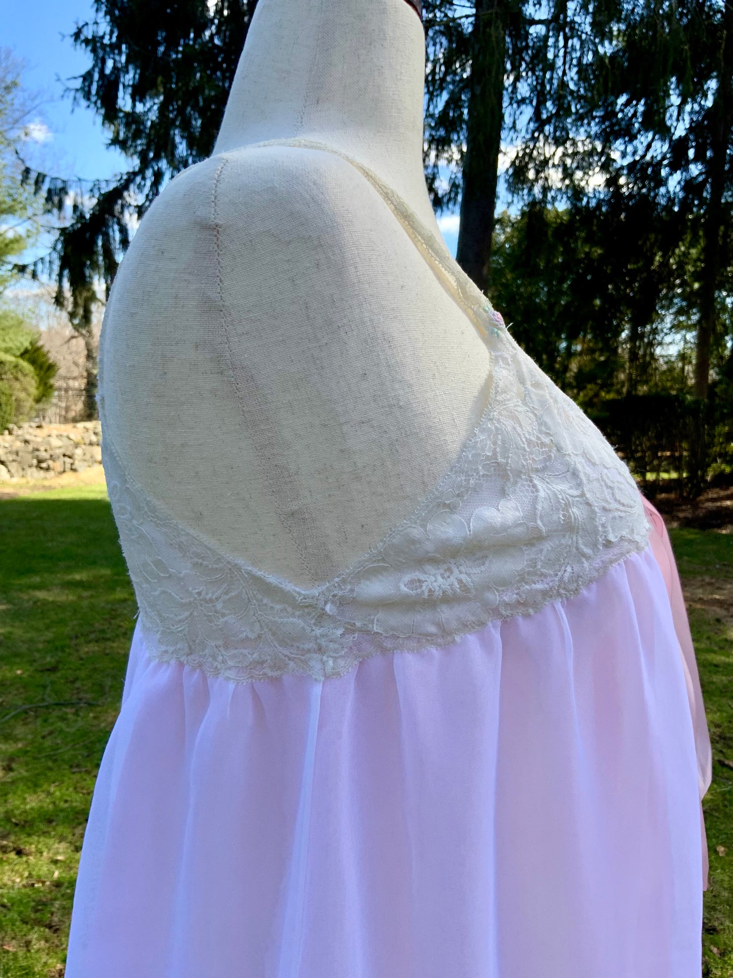 1970s Sheer Pink Nylon Nightgown with Floral Lace Appliqué Bodice & Double Layer – Romantic Lingerie Dress-70B