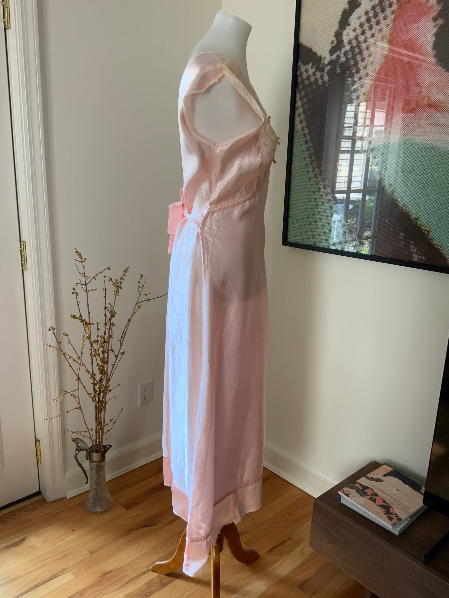 Satin  PeachNightgown Embroidered - 40s - L