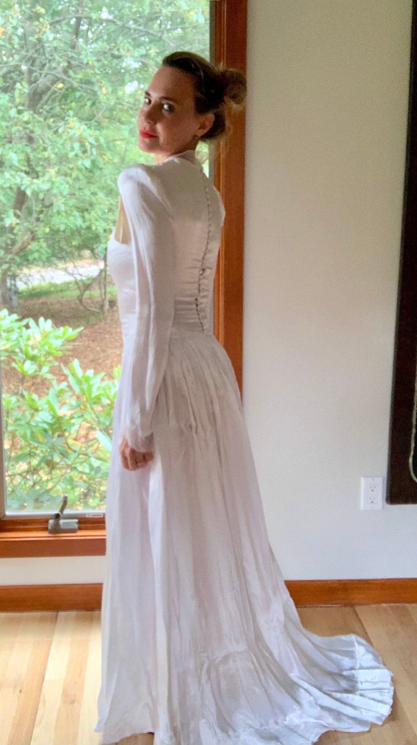 Satin Wedding Dress - 40s -40AI