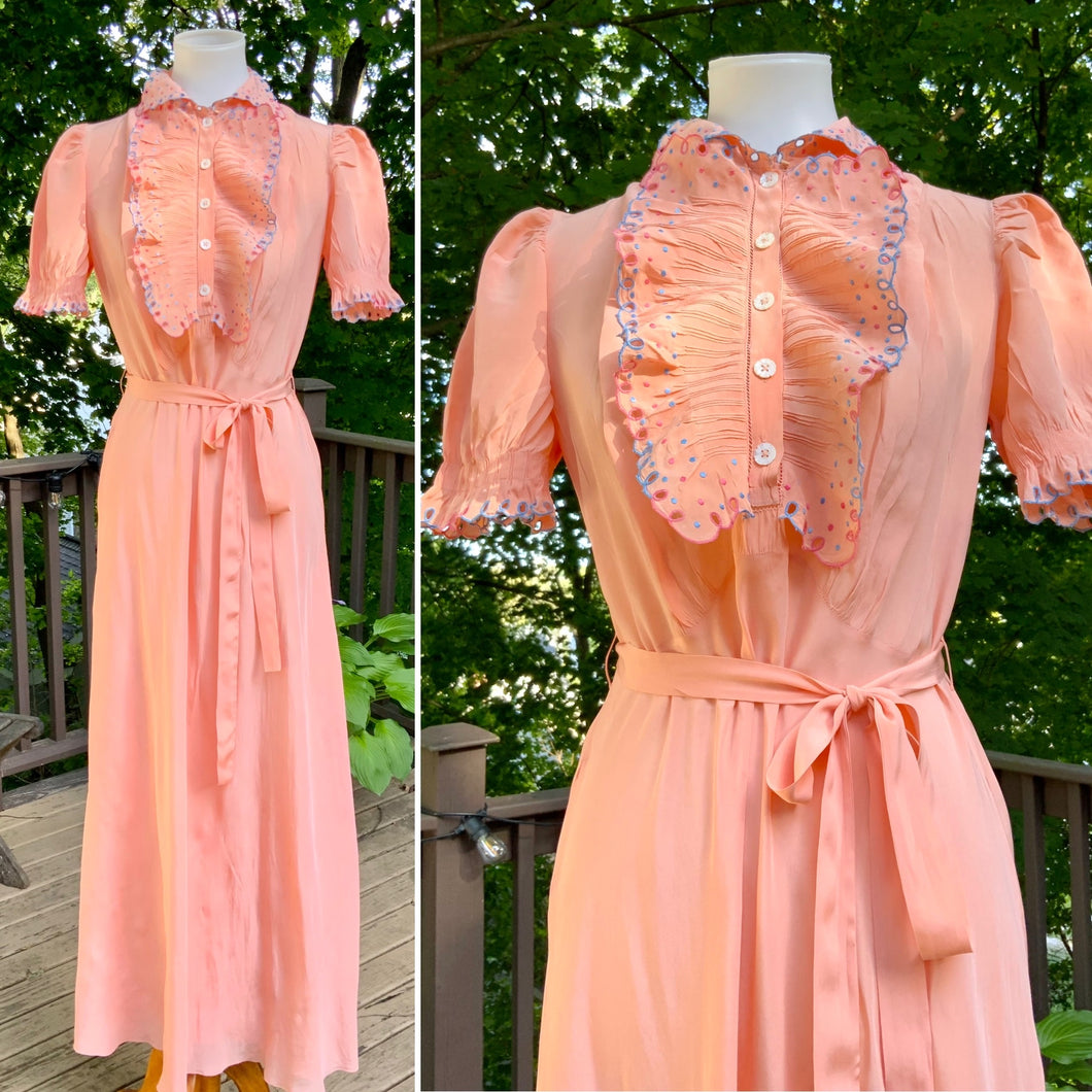 Silk Nightgown with ruffles and embroidery - 50s